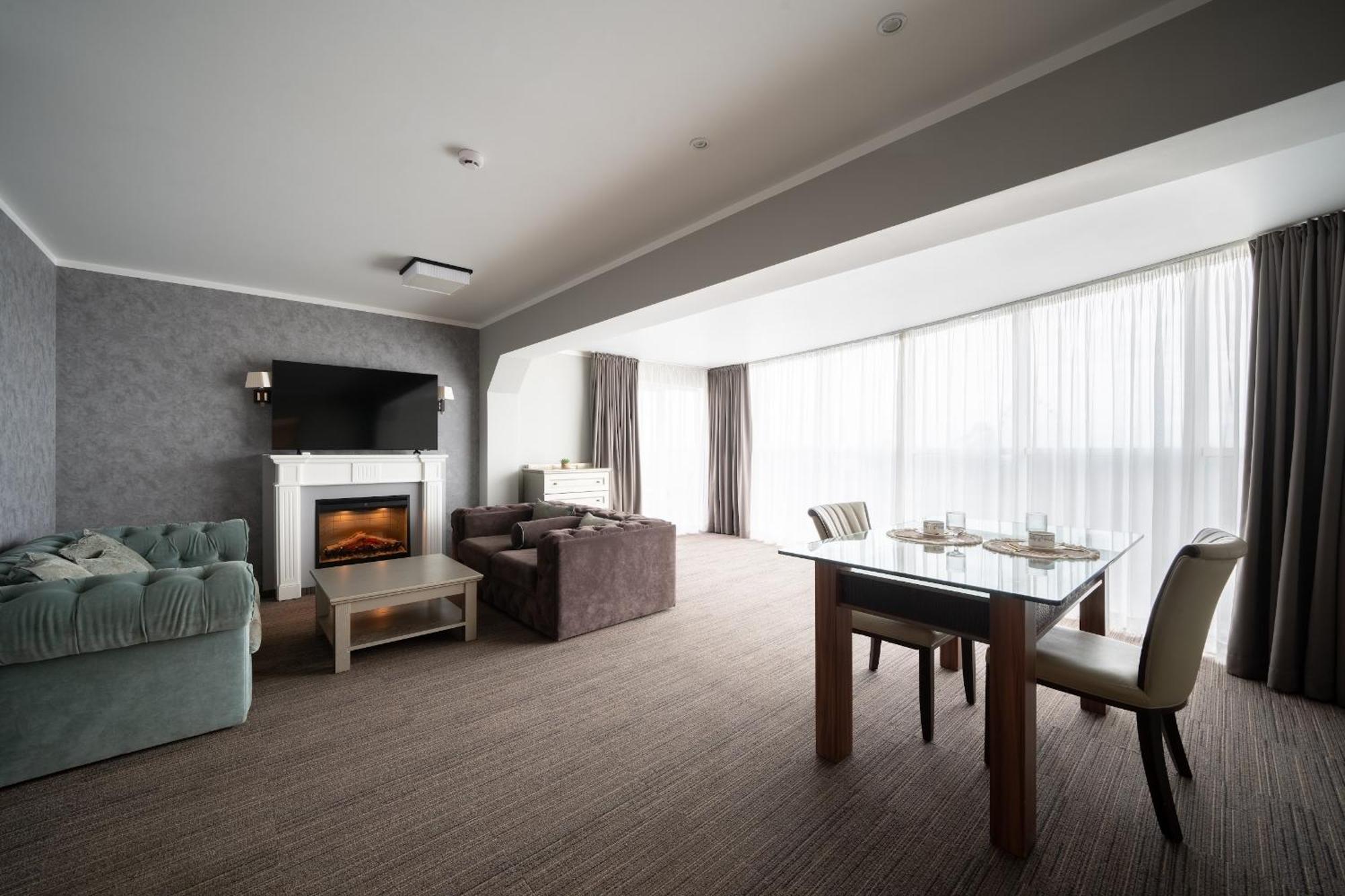Bellevue Park With Free Parking Riga
