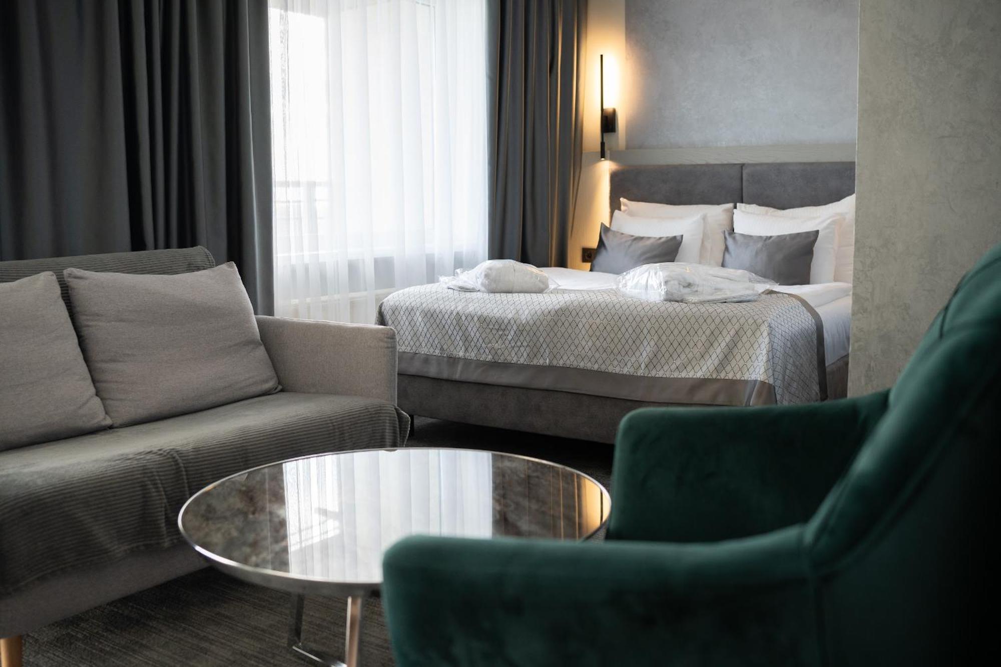 Bellevue Park With Free Parking Hotel