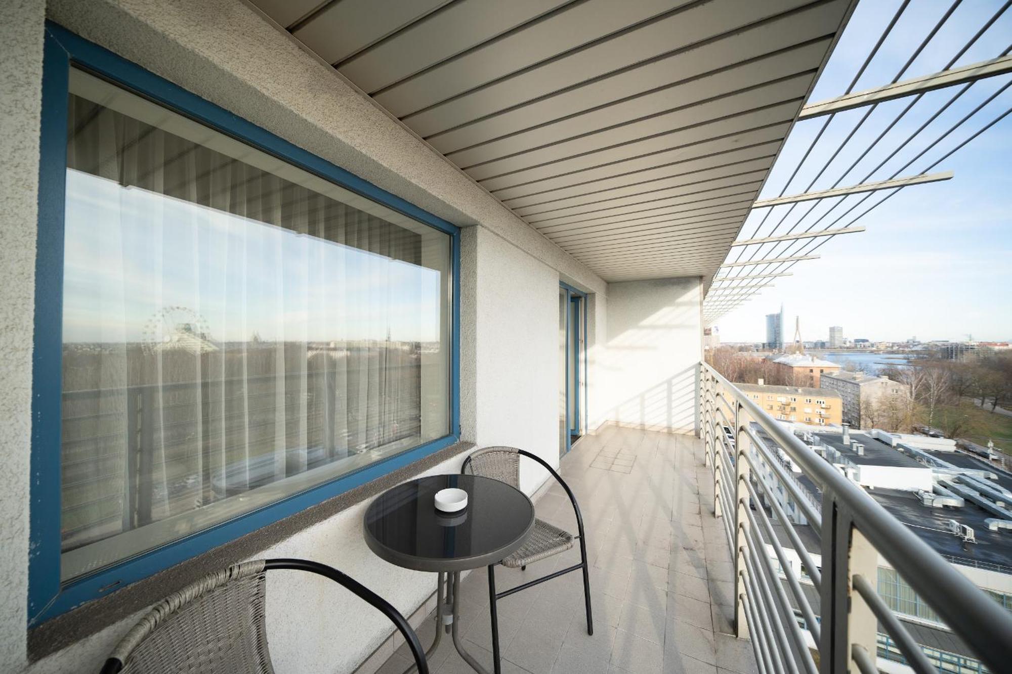 Bellevue Park With Free Parking Hotel