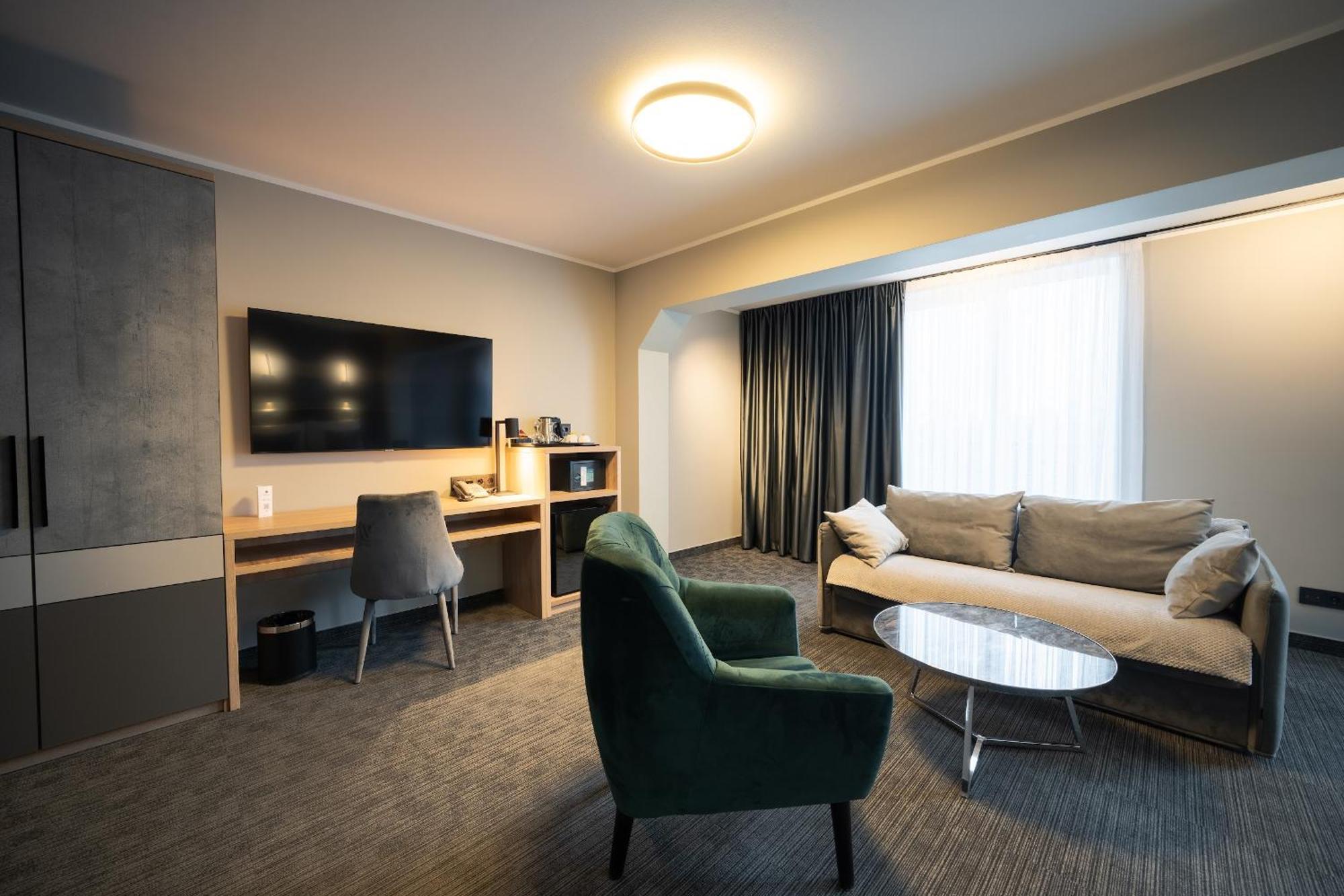 Bellevue Park With Free Parking Hotel 4*