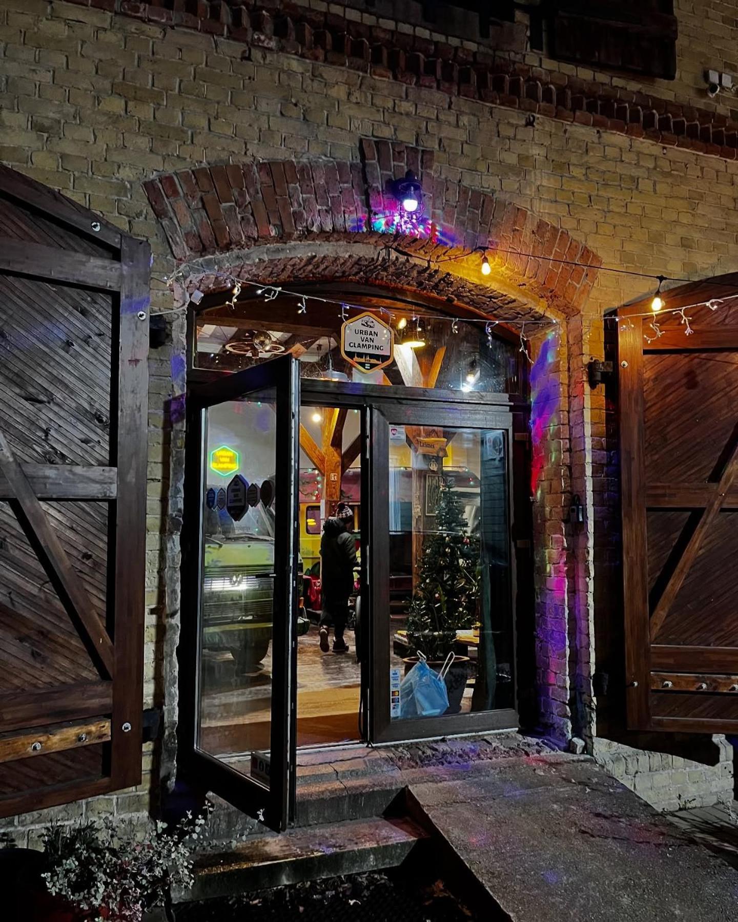 Urban Glamping Hotel