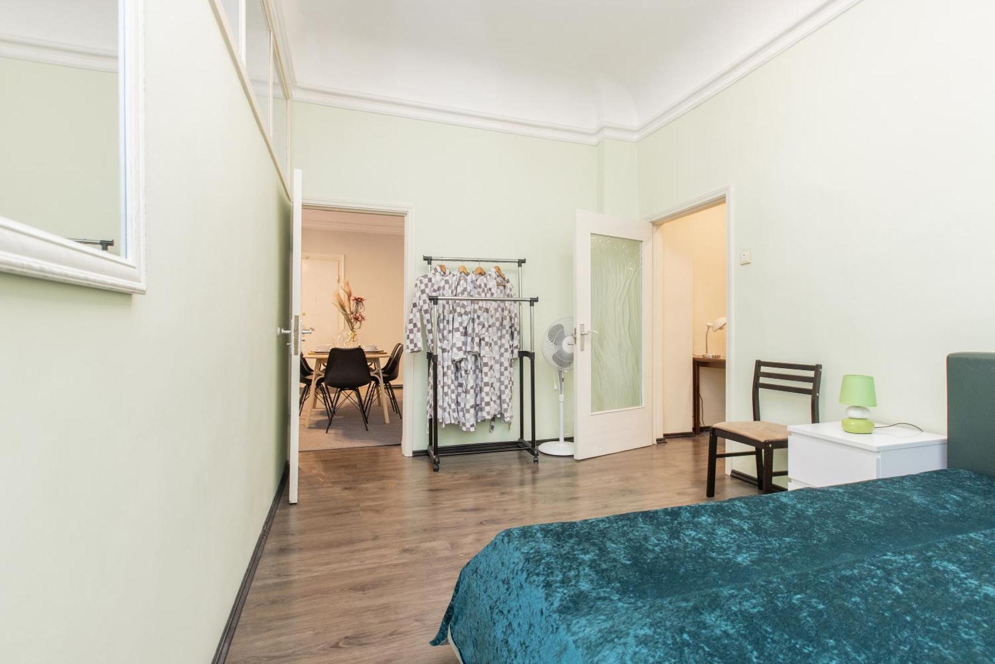 Appartement Large Vacation In The Old Town Riga