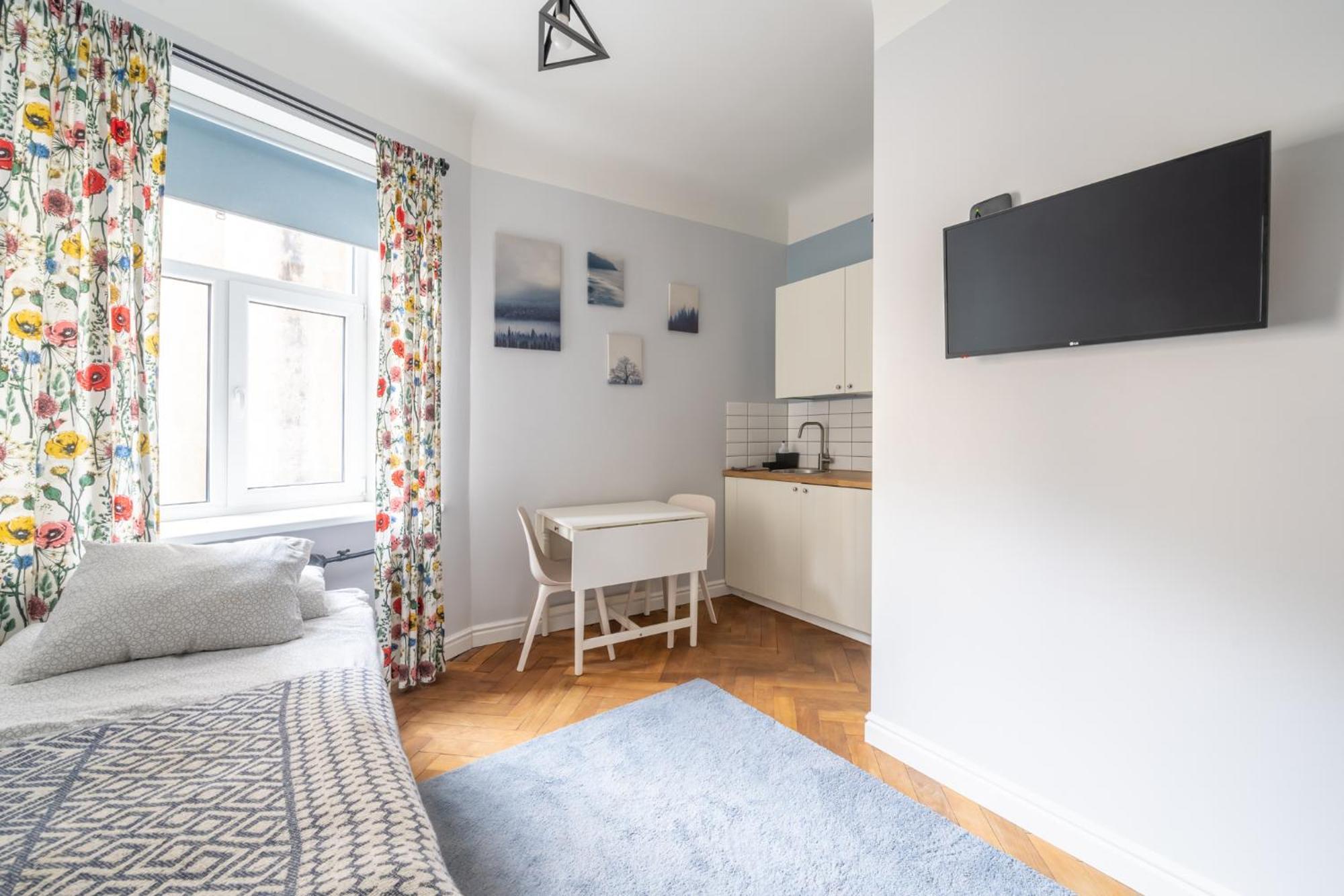 Baltic Design Apartments With Free Parking And Self Check In Riga