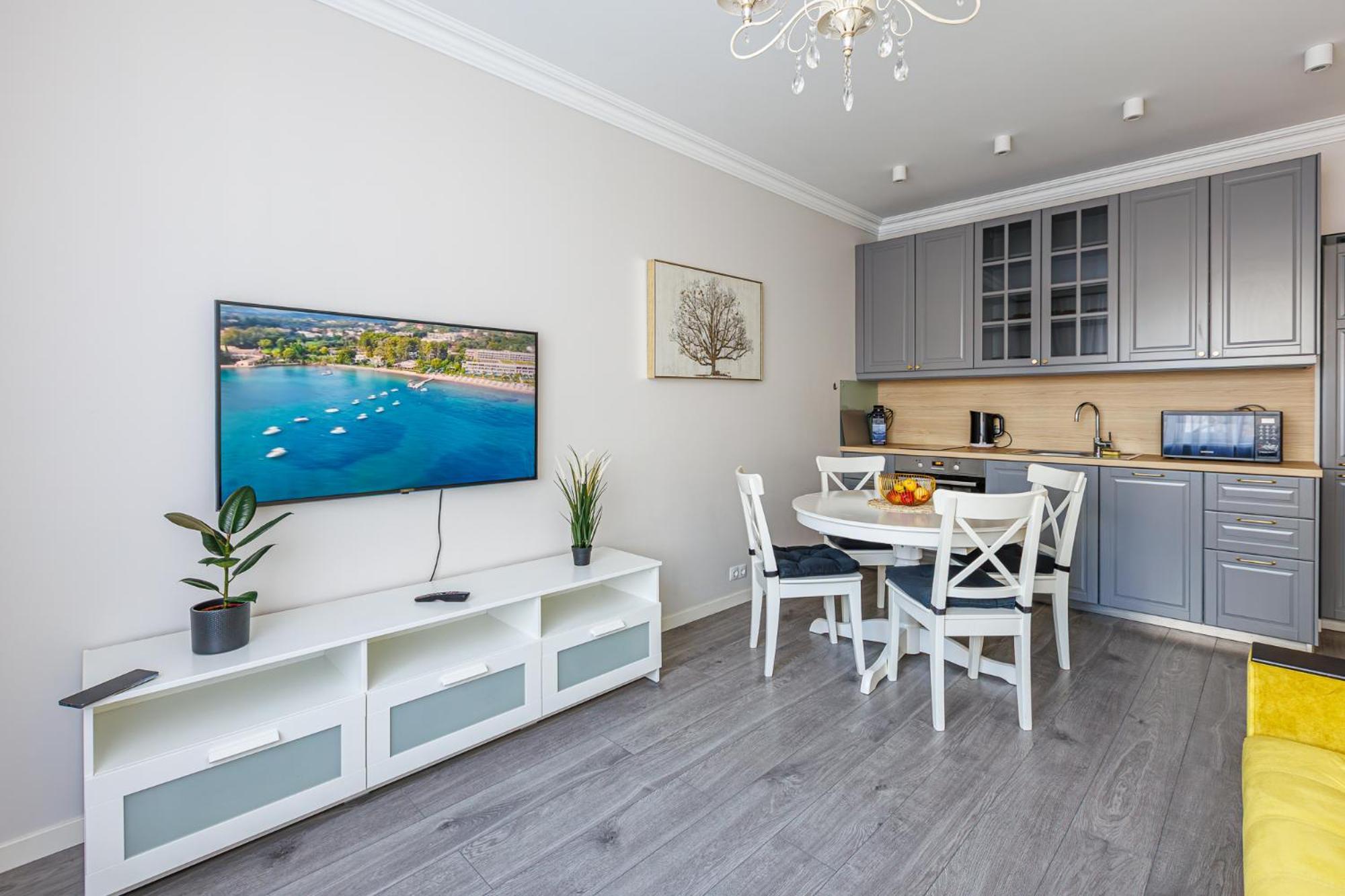 Elegant Apartment