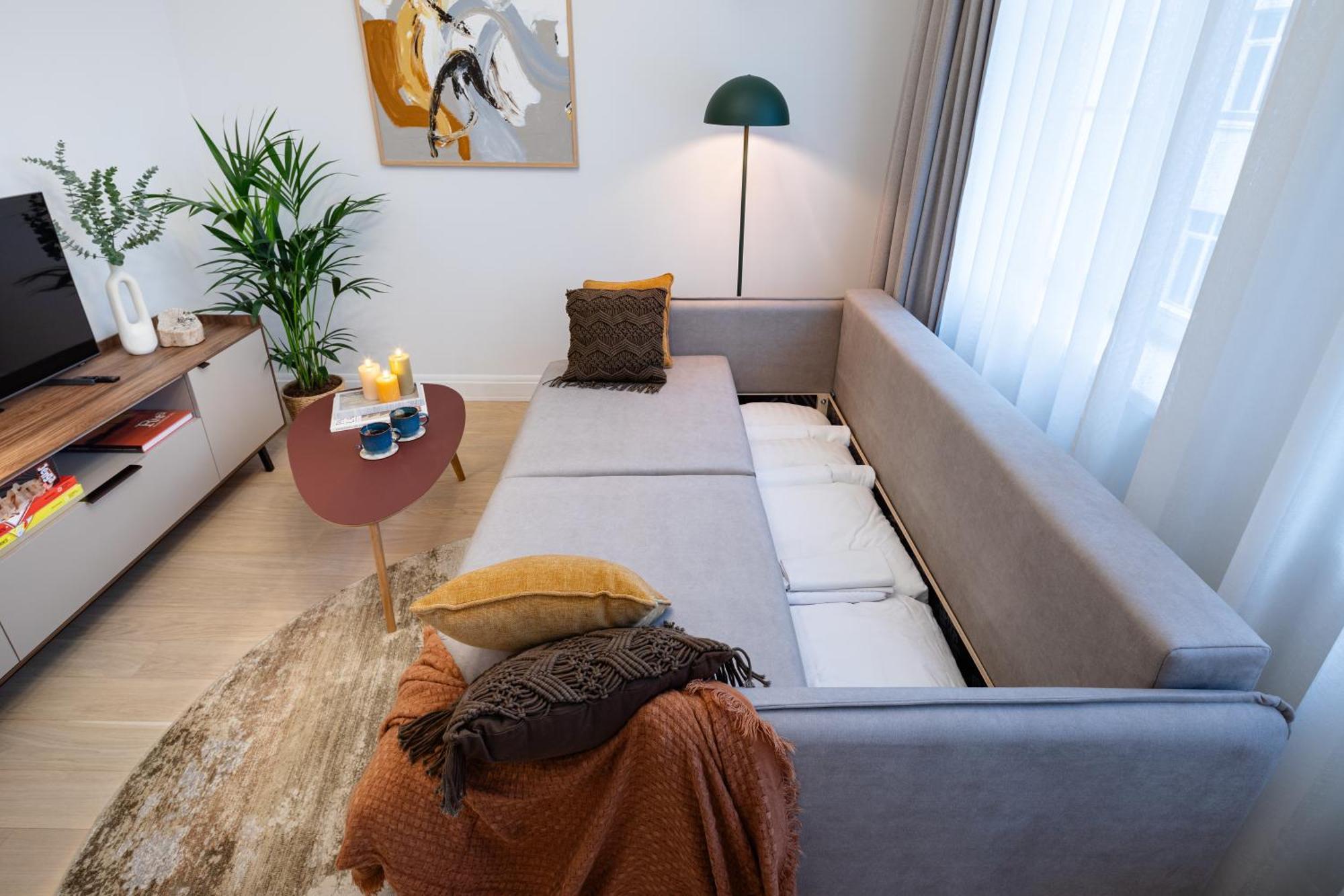 Raina Boulevard Exclusive Design By The Park Riga