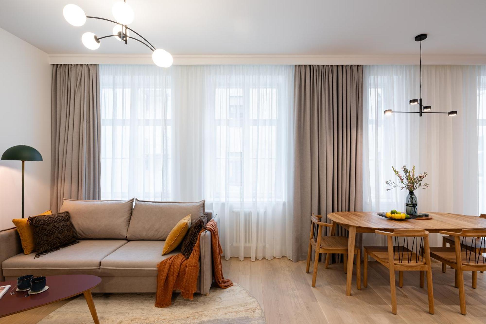 Raina Boulevard Exclusive Design By The Park Appartement *