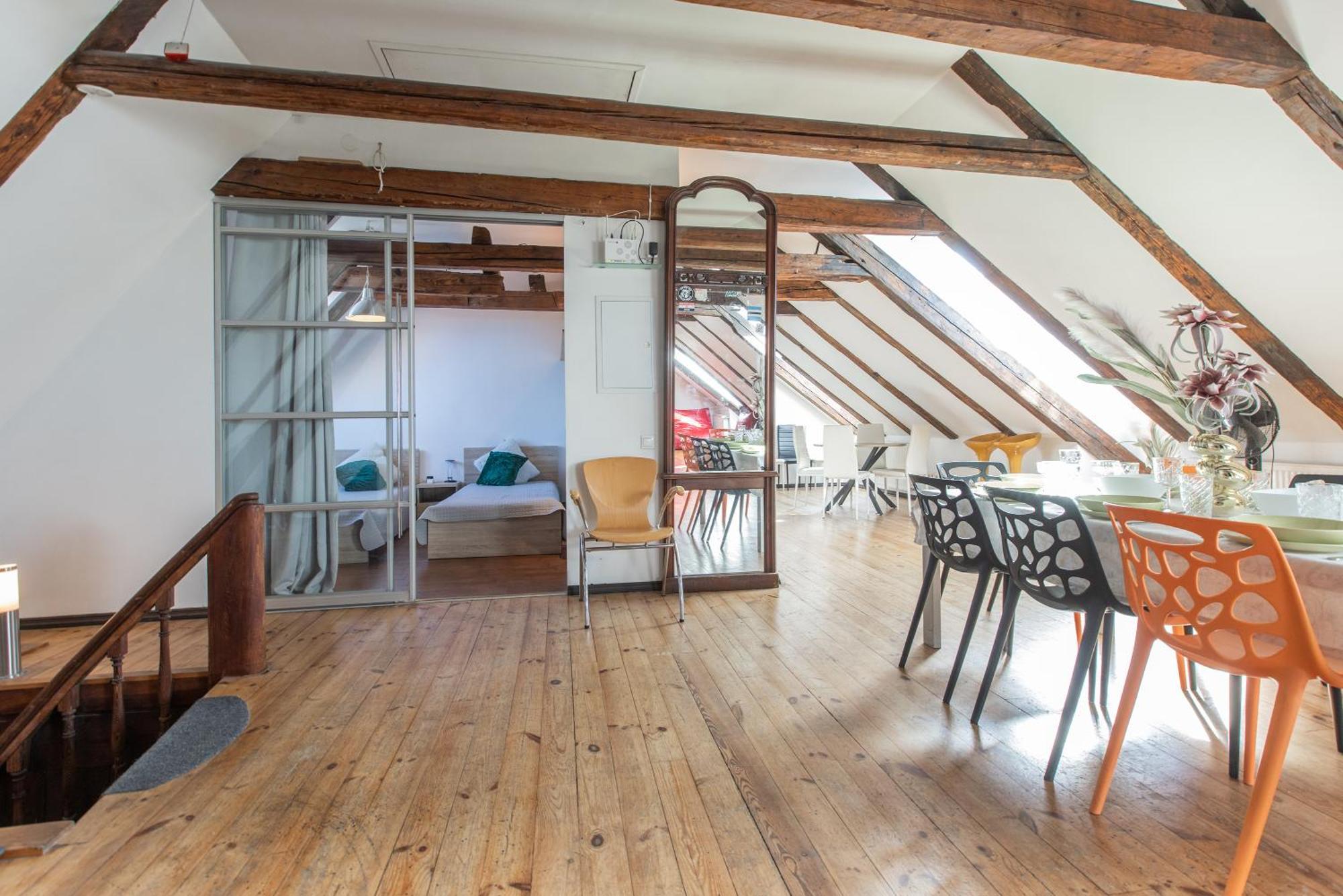 Mansard In Old Town Apartment Riga