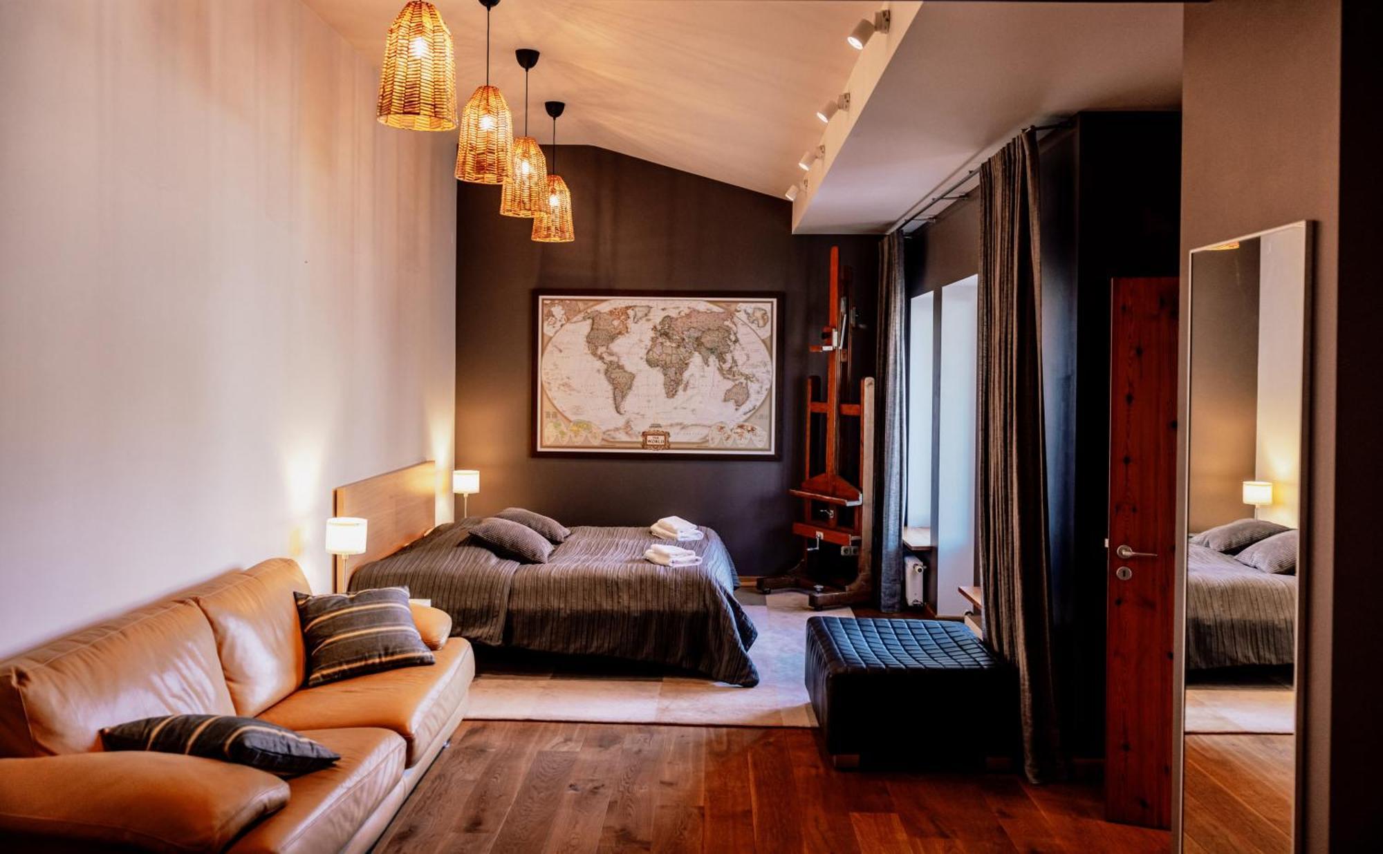 Spacious 2-story Apt. W/ Terrace - 280 M2 Riga