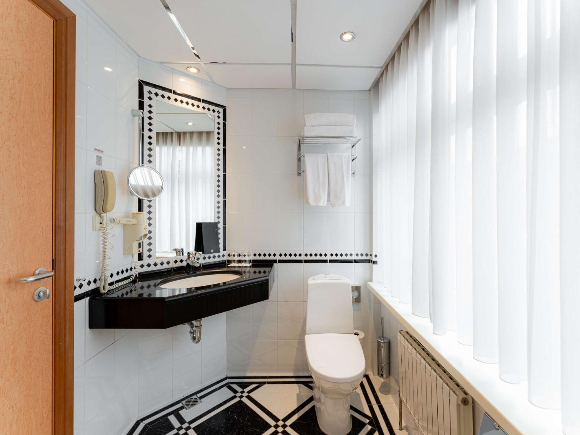 Radisson Blu Ridzene Hotel, Hotel 4*