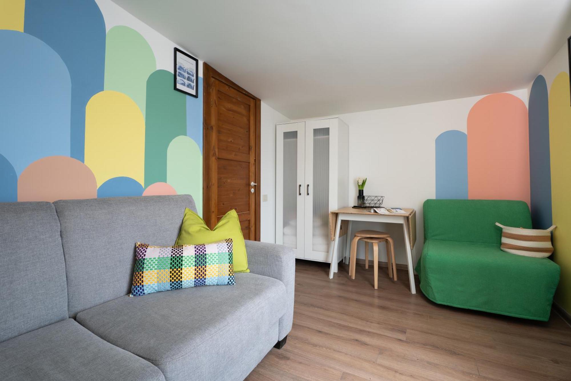 Family Garden With Free Private Parking & Playground Riga