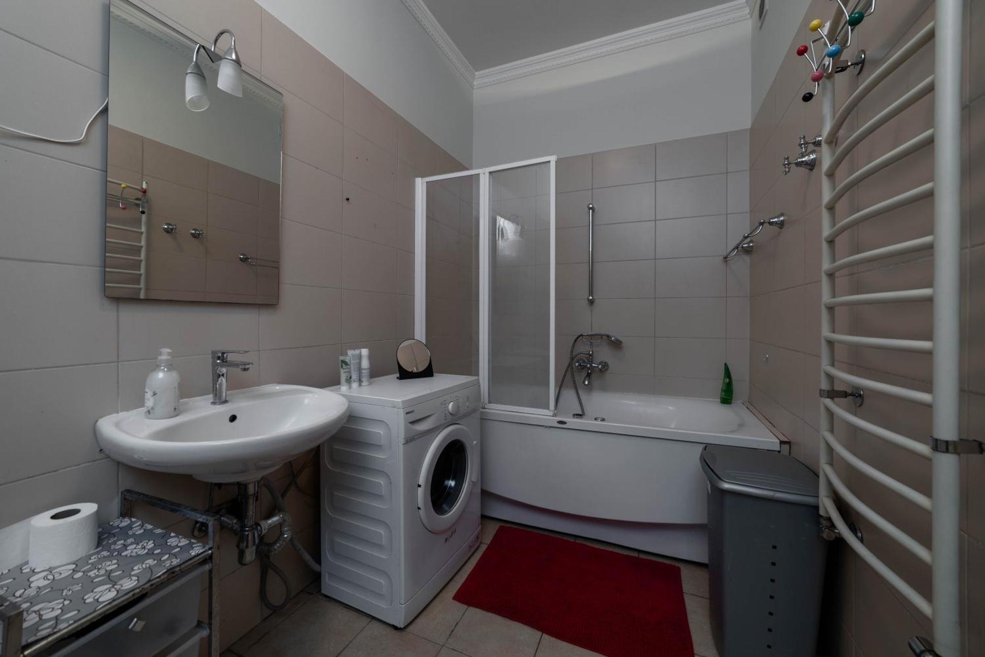 Apartment Spacious Riga