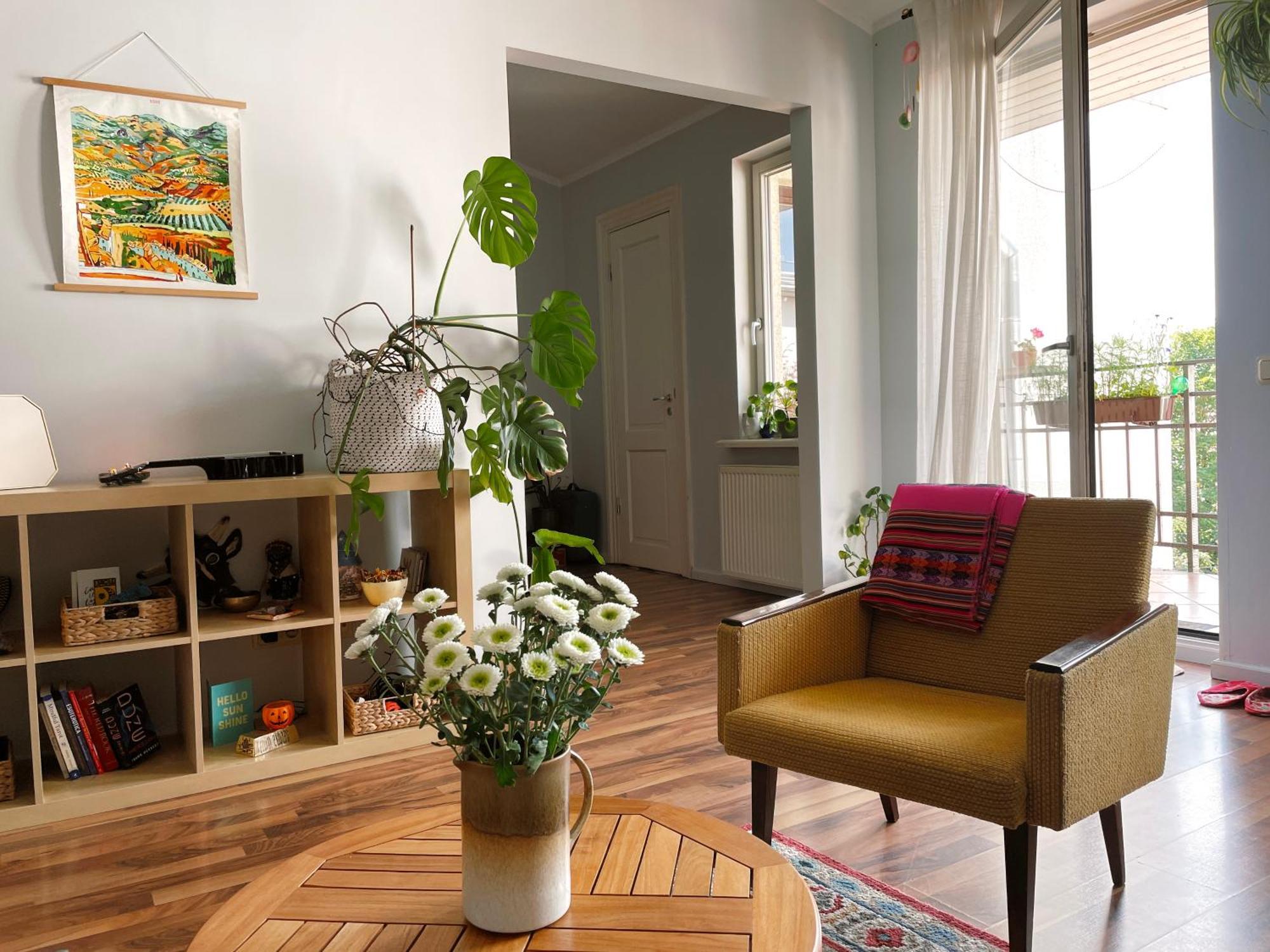 Spacious With Balcony Apartment *
