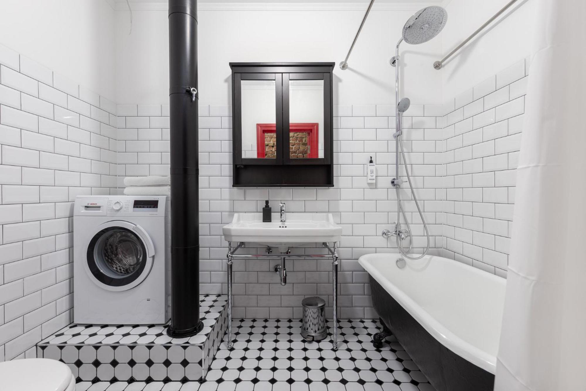 Apartment Industrial Style 2bd In Centre Riga