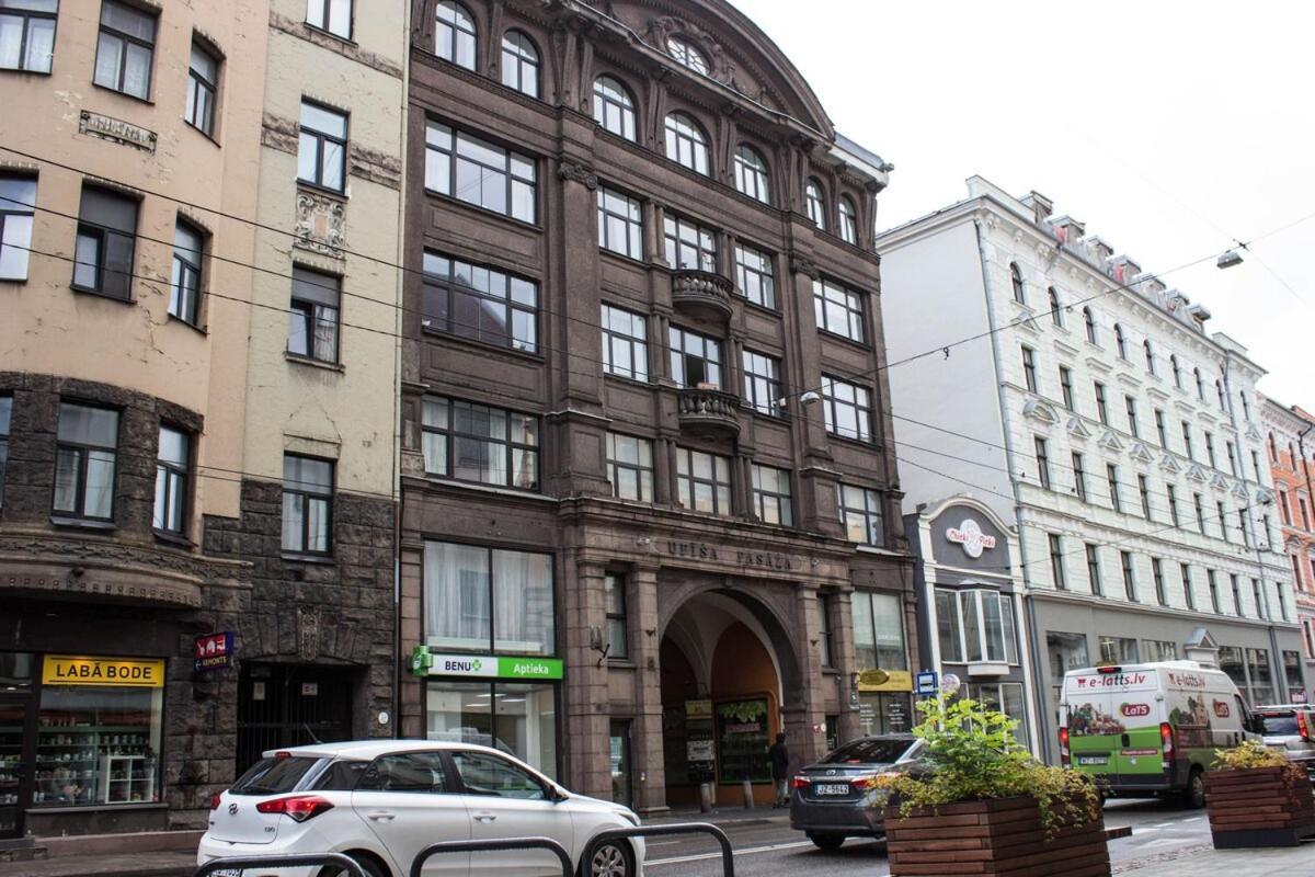 Grand Apartment