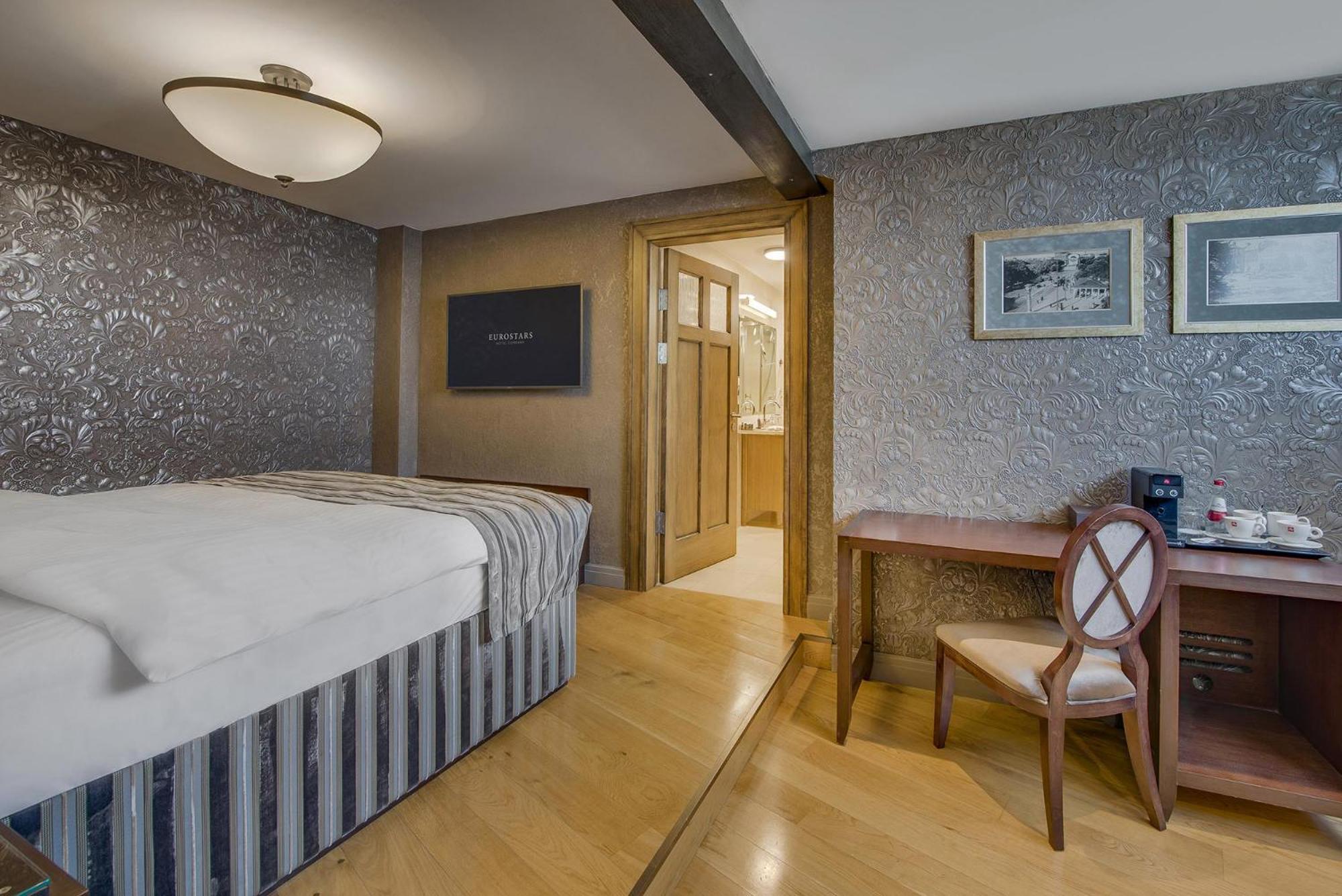 Eurostars Metropole Hotel