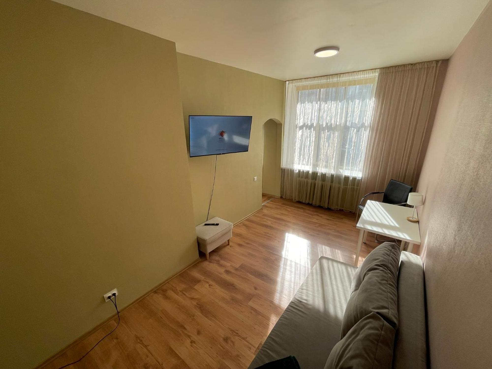 Smart & Quiet Center Apartment, Self Check-in, Tv & Wifi Riga