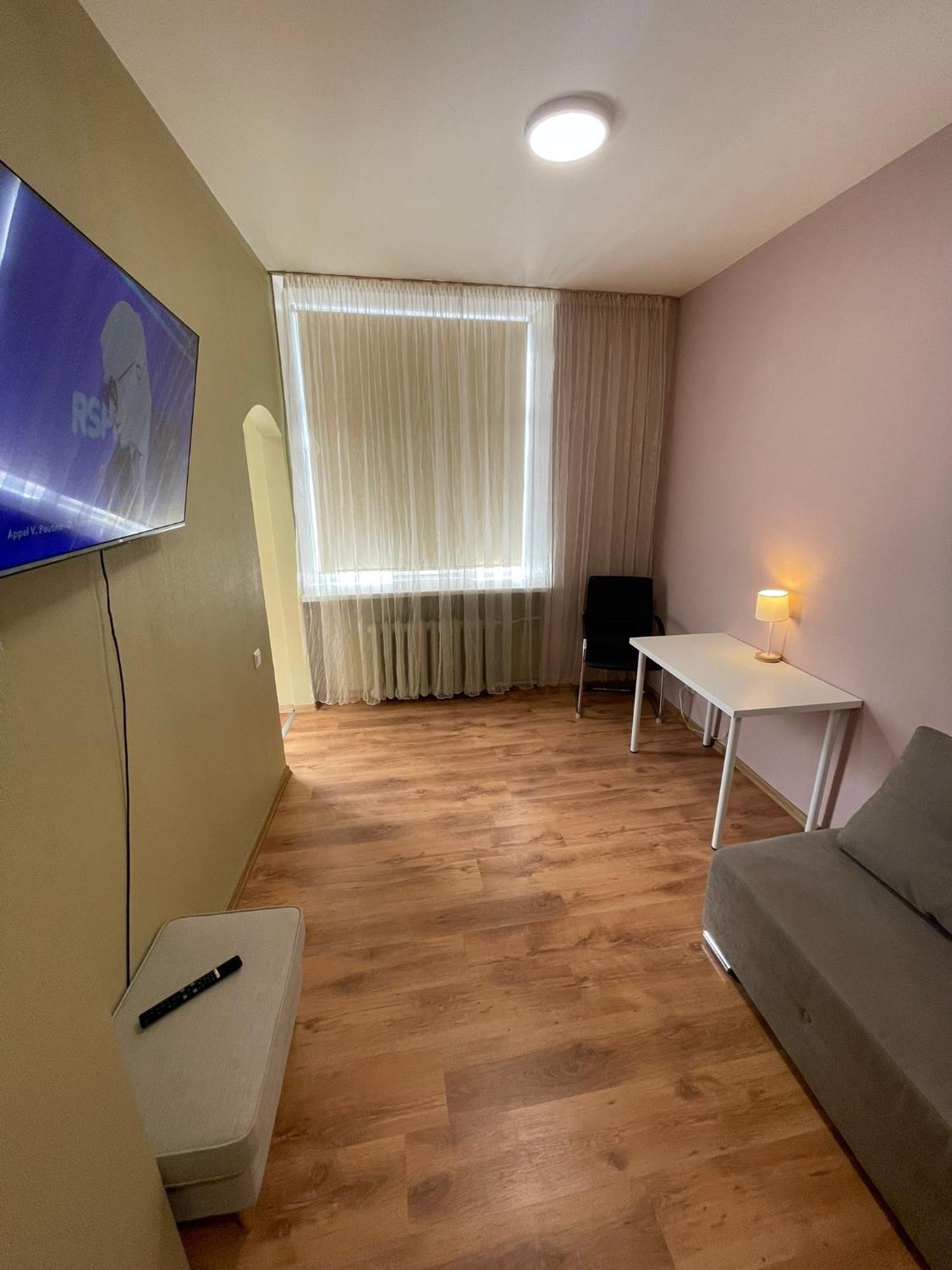 Smart & Quiet Center Apartment, Self Check-in, Tv & Wifi Apartment