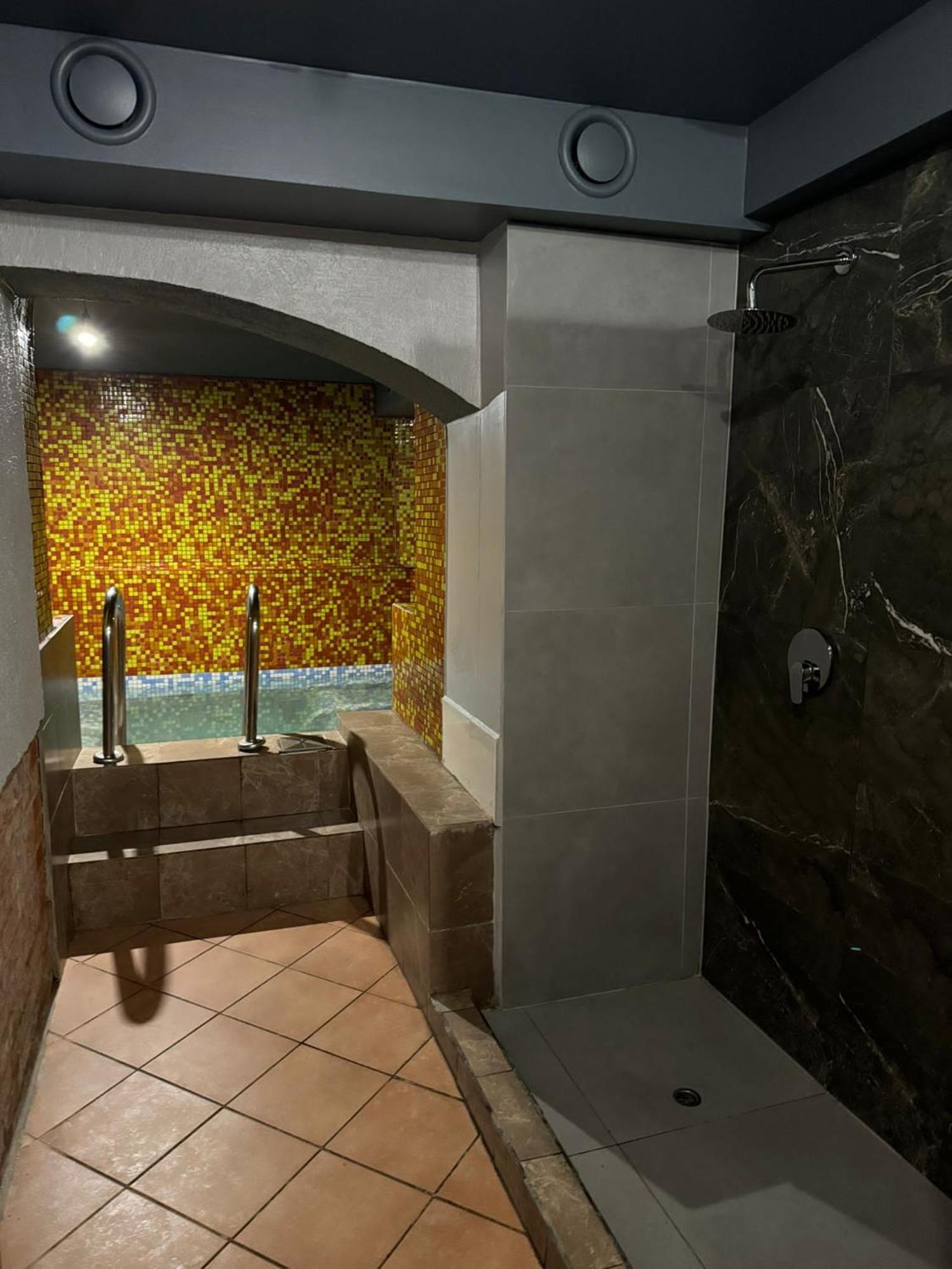 Apartment Party With Sauna & Karaoke Riga