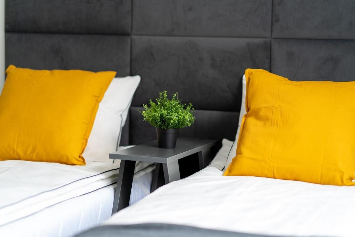 Compact - 5 Min From Bus Station