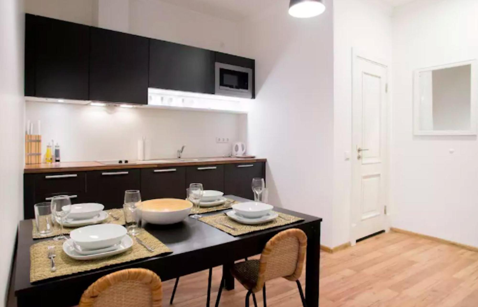 Apartment New & Modern Old *