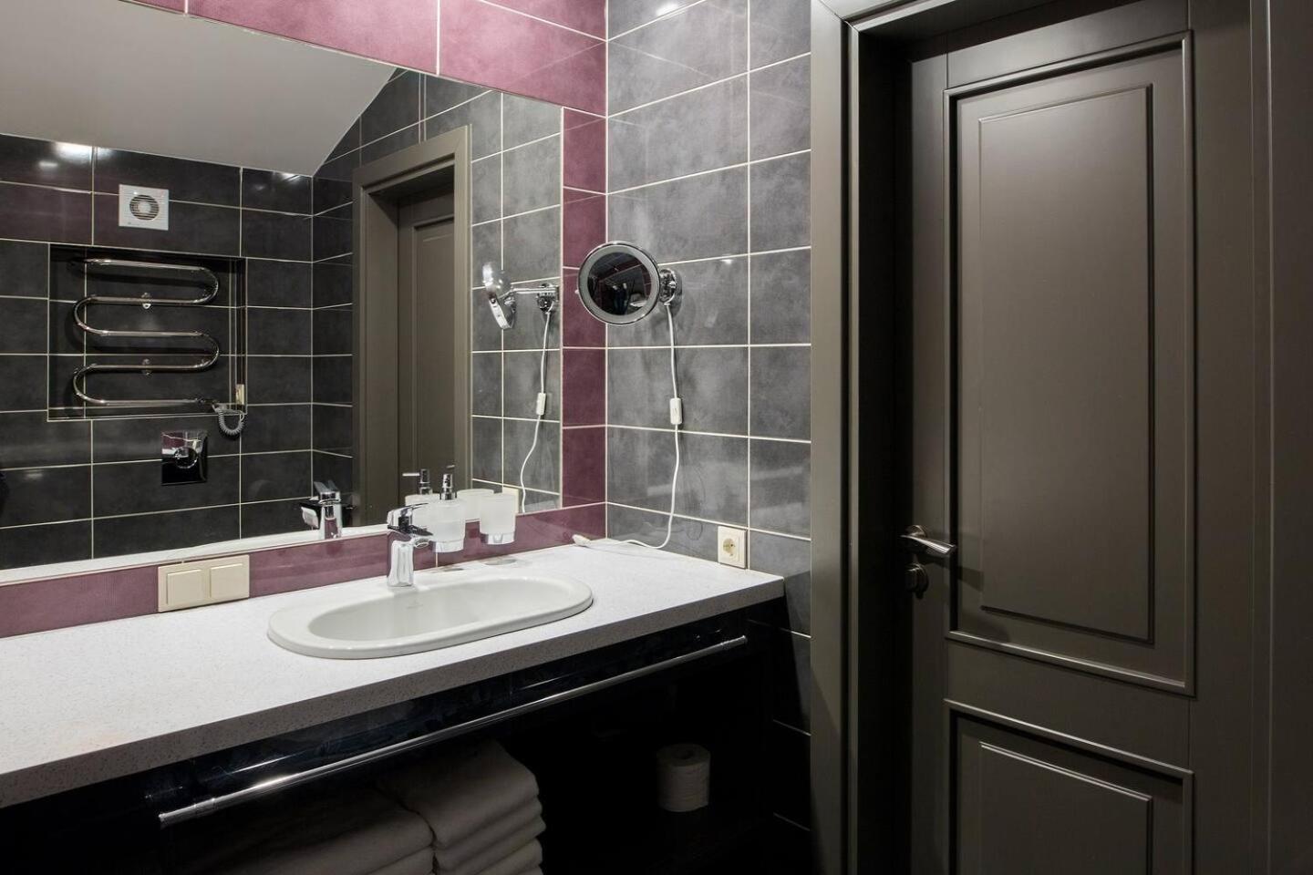 Luxurious Old Apartment Riga