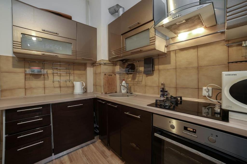 Apartment Quiet Hideaway In Centre *
