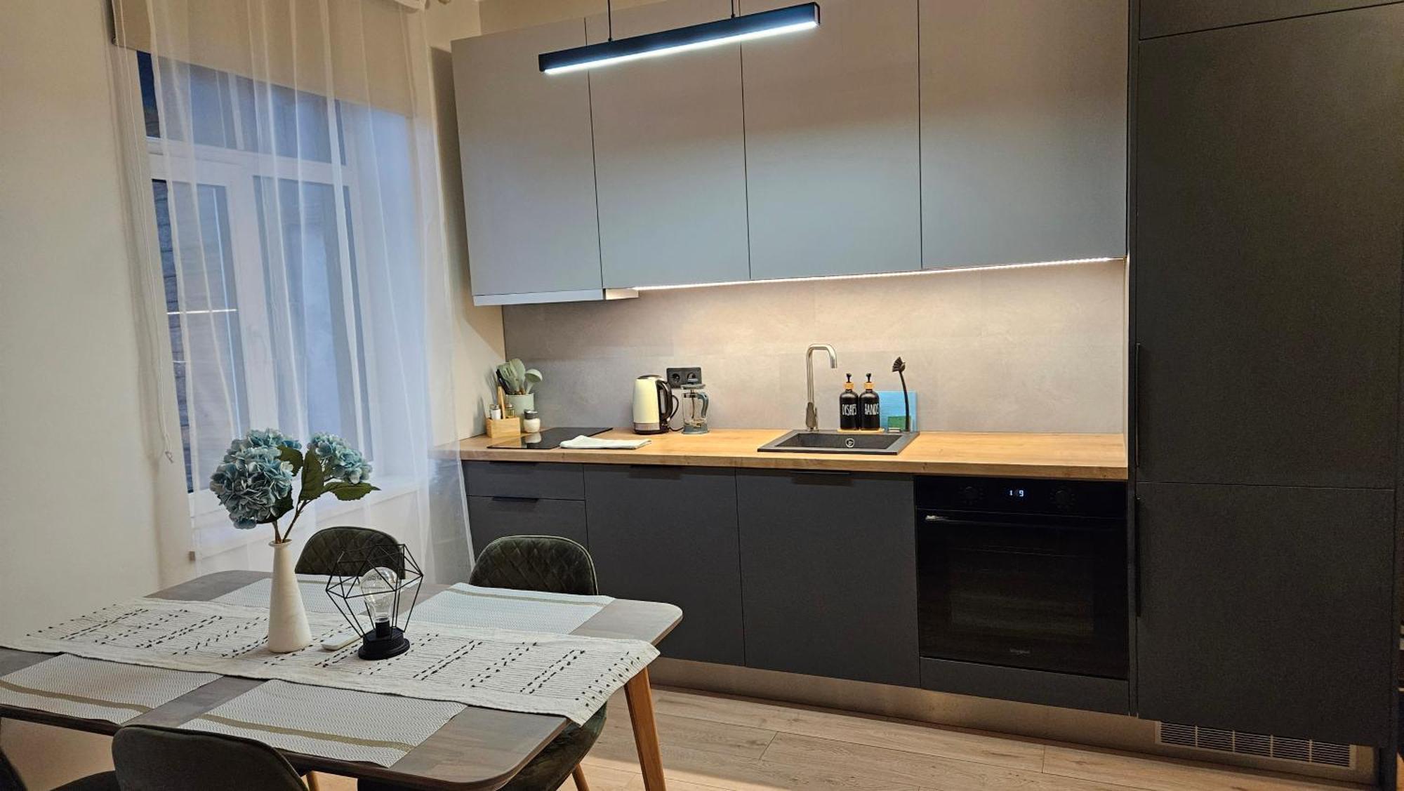 Cozy Cesu 13 Apartment2, Free Parking,self Check In Apartment *