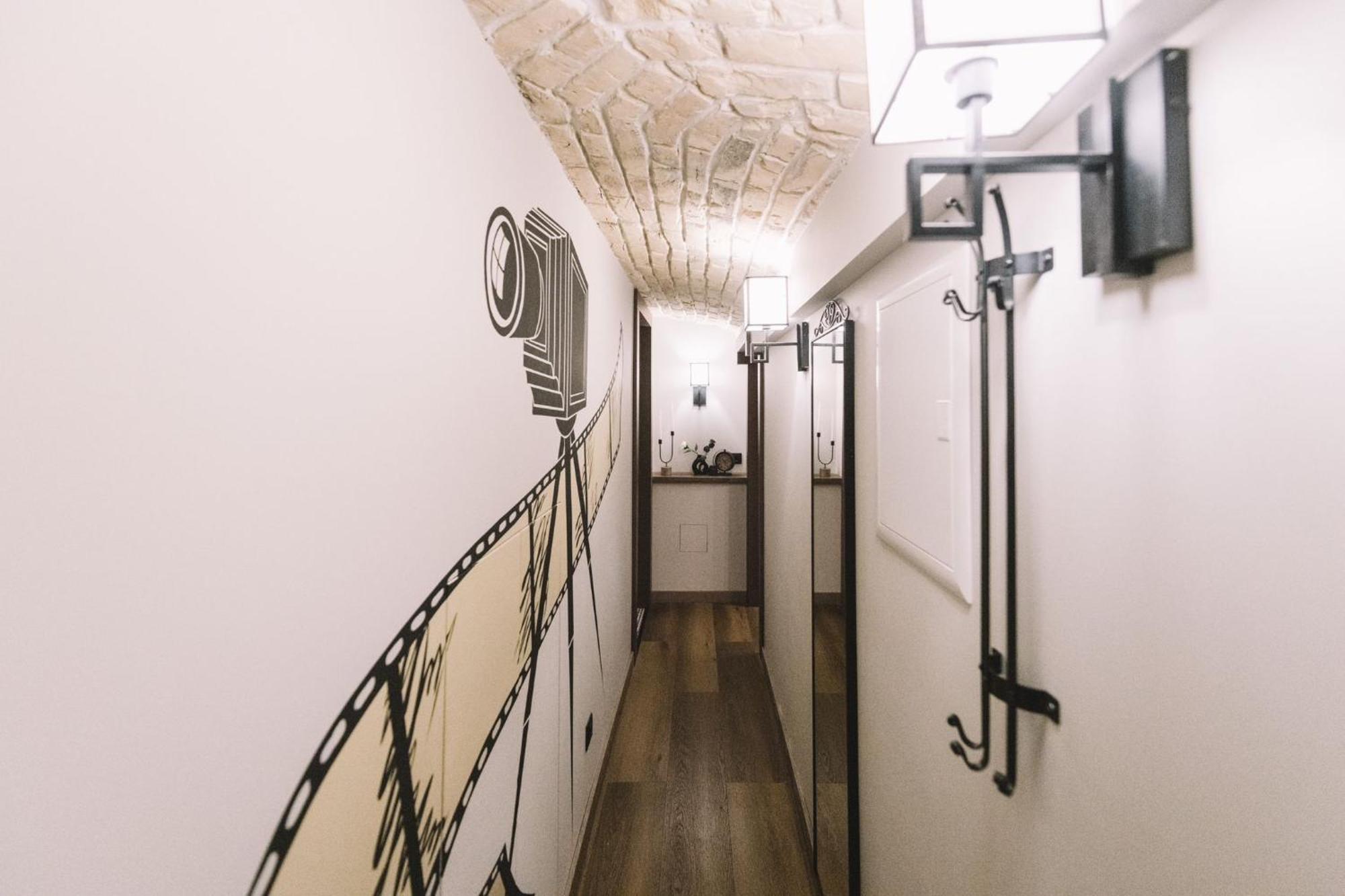 Photographer Rudolf's - Ground Floor With Separate Entrance Apartment