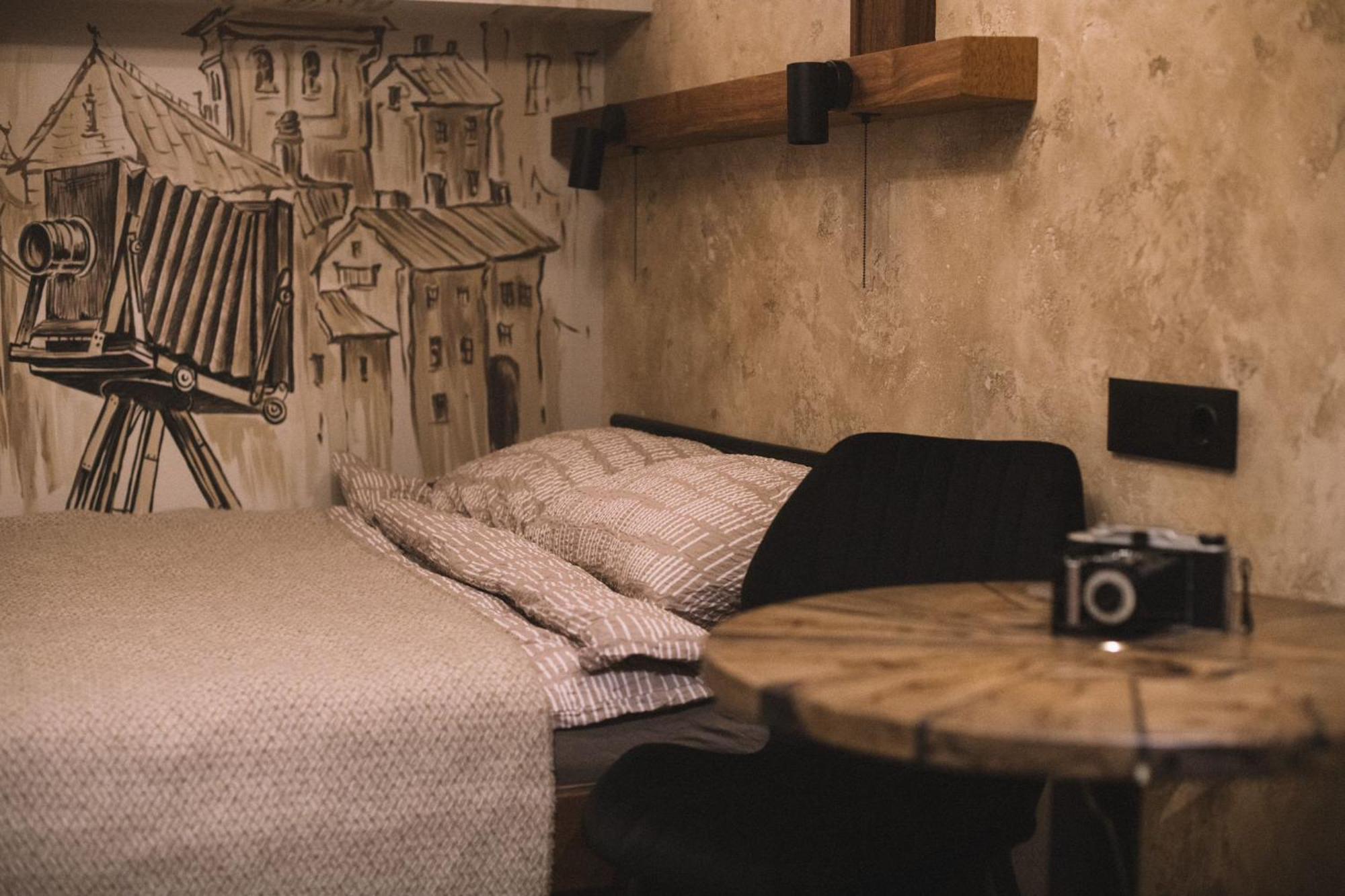 Photographer Rudolf's - Ground Floor With Separate Entrance Apartment *