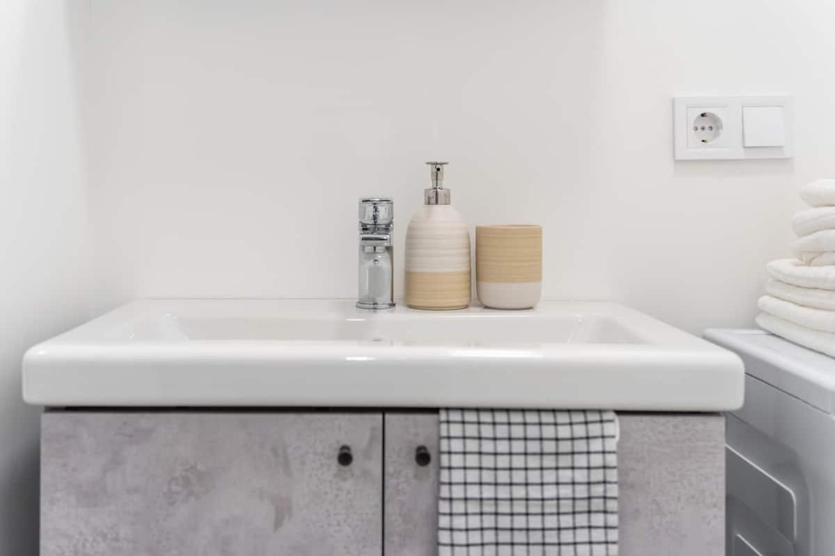 Apartment Quiet Hideaway & Wifi In Centre *