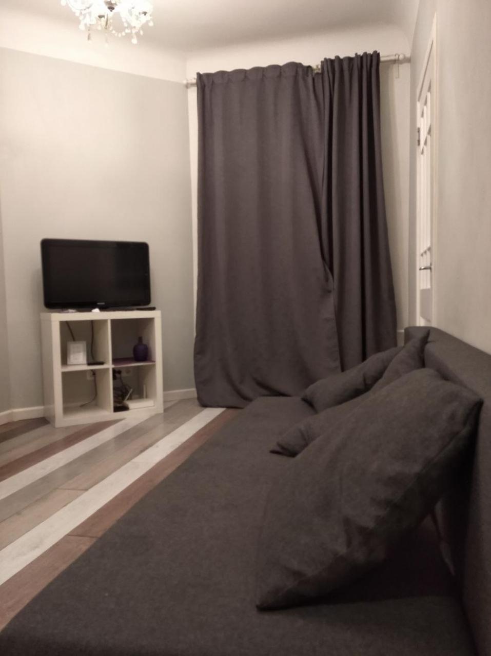 Conzo 2 Cody's Apartment Riga