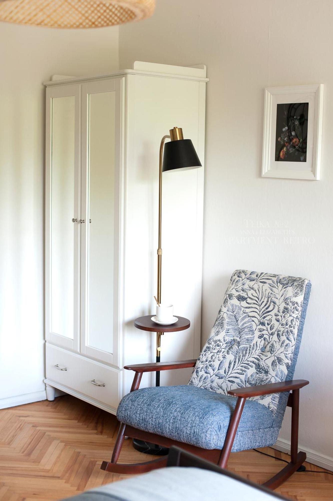 Teika No 2 Apartment-retro On Brivibas Street-free Parking *