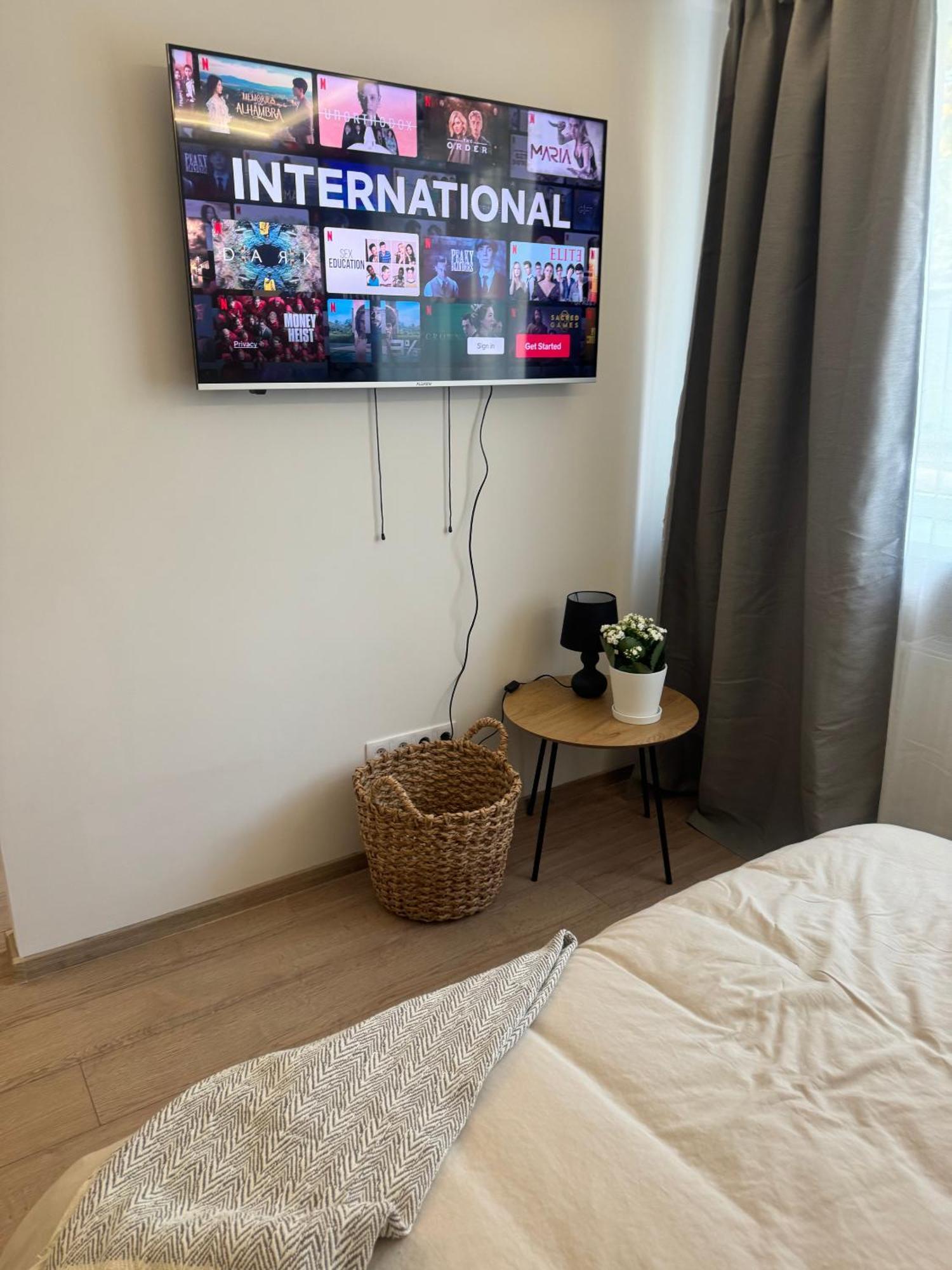 Comfy In Apartment