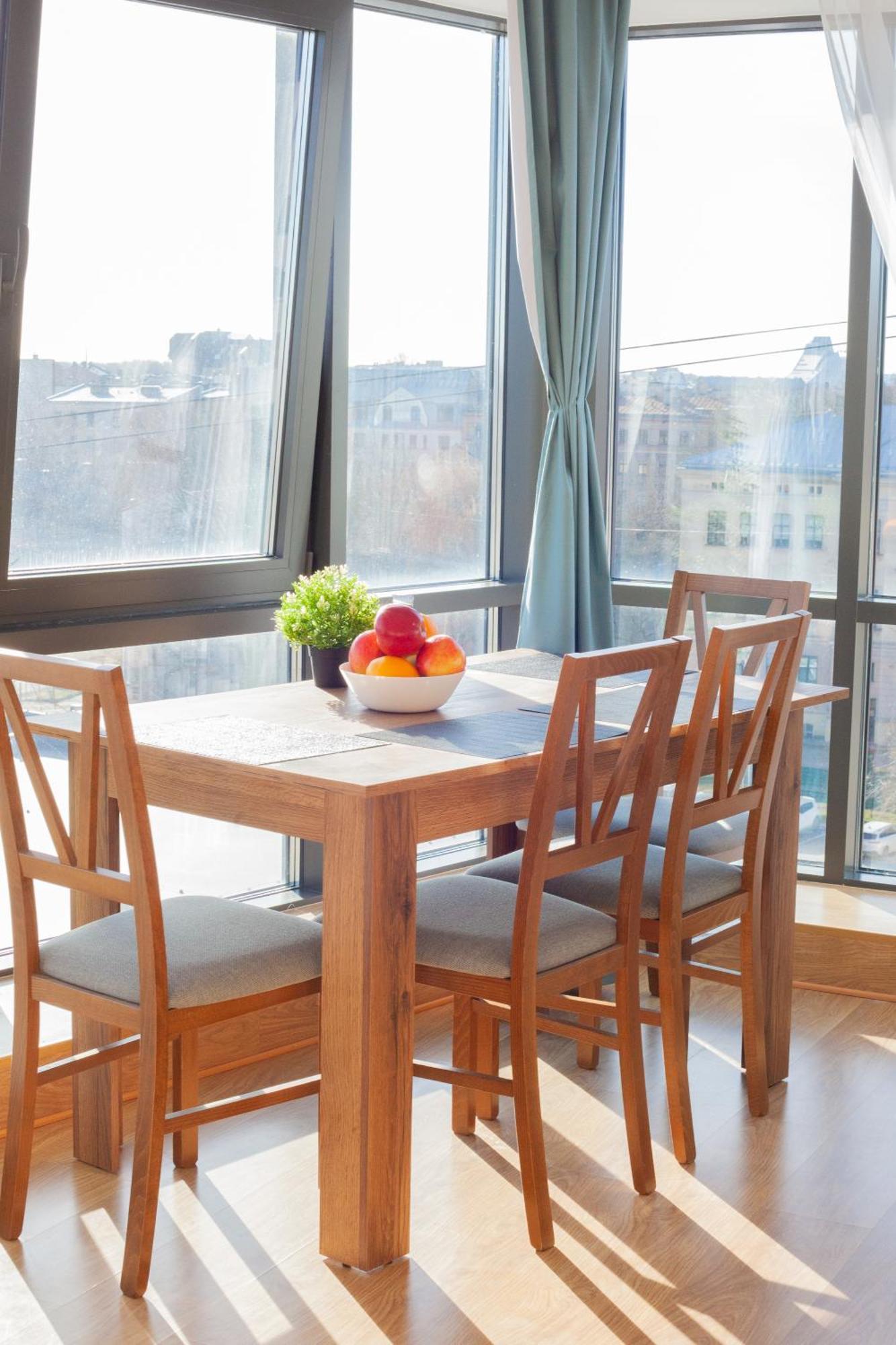 Homyvibes With Free Parking And Self Check-in Apartment *