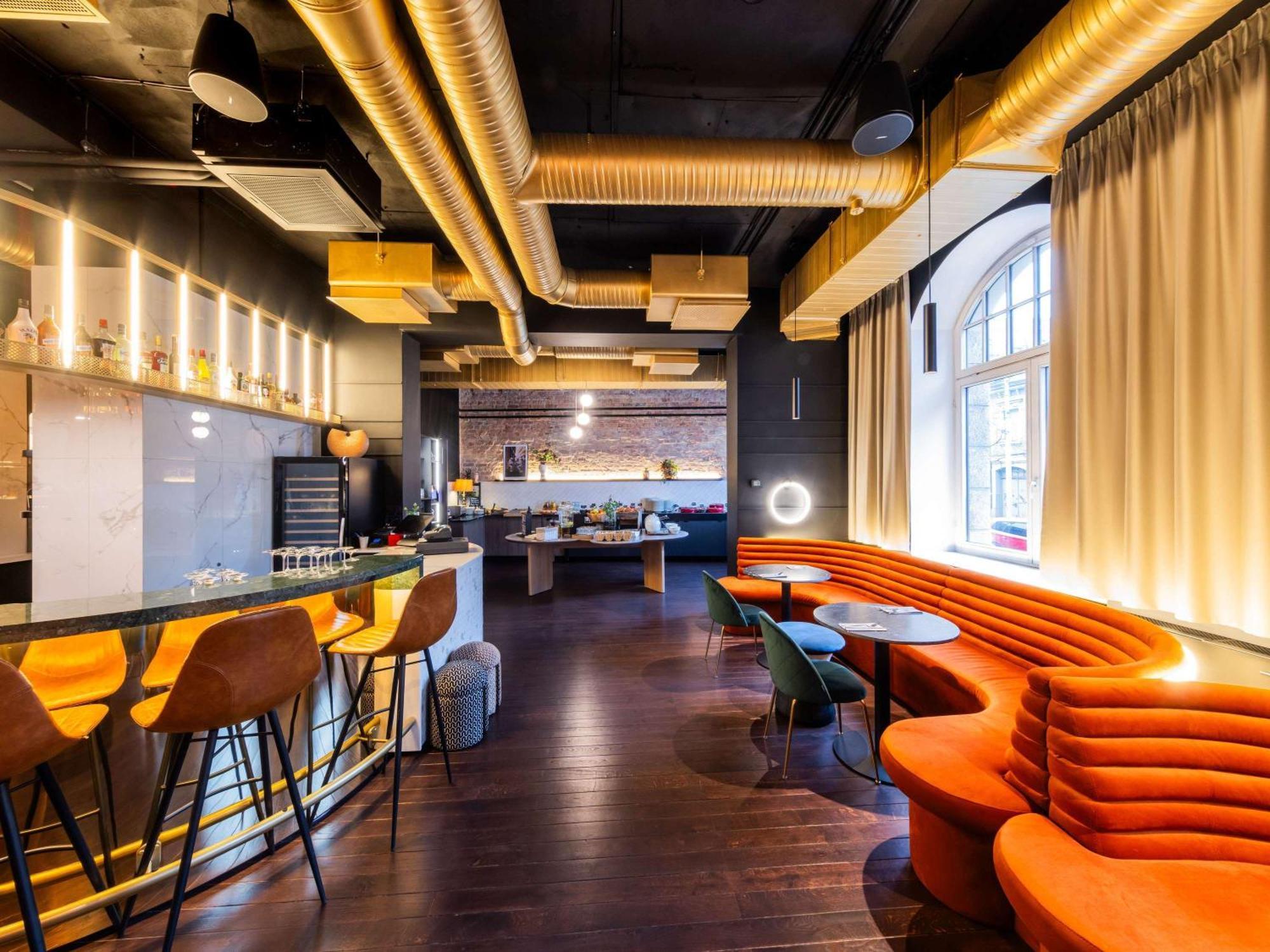 Hotel Tribe Center