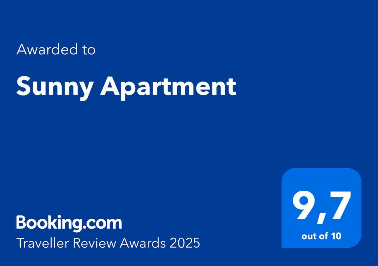 Sunny Apartment *