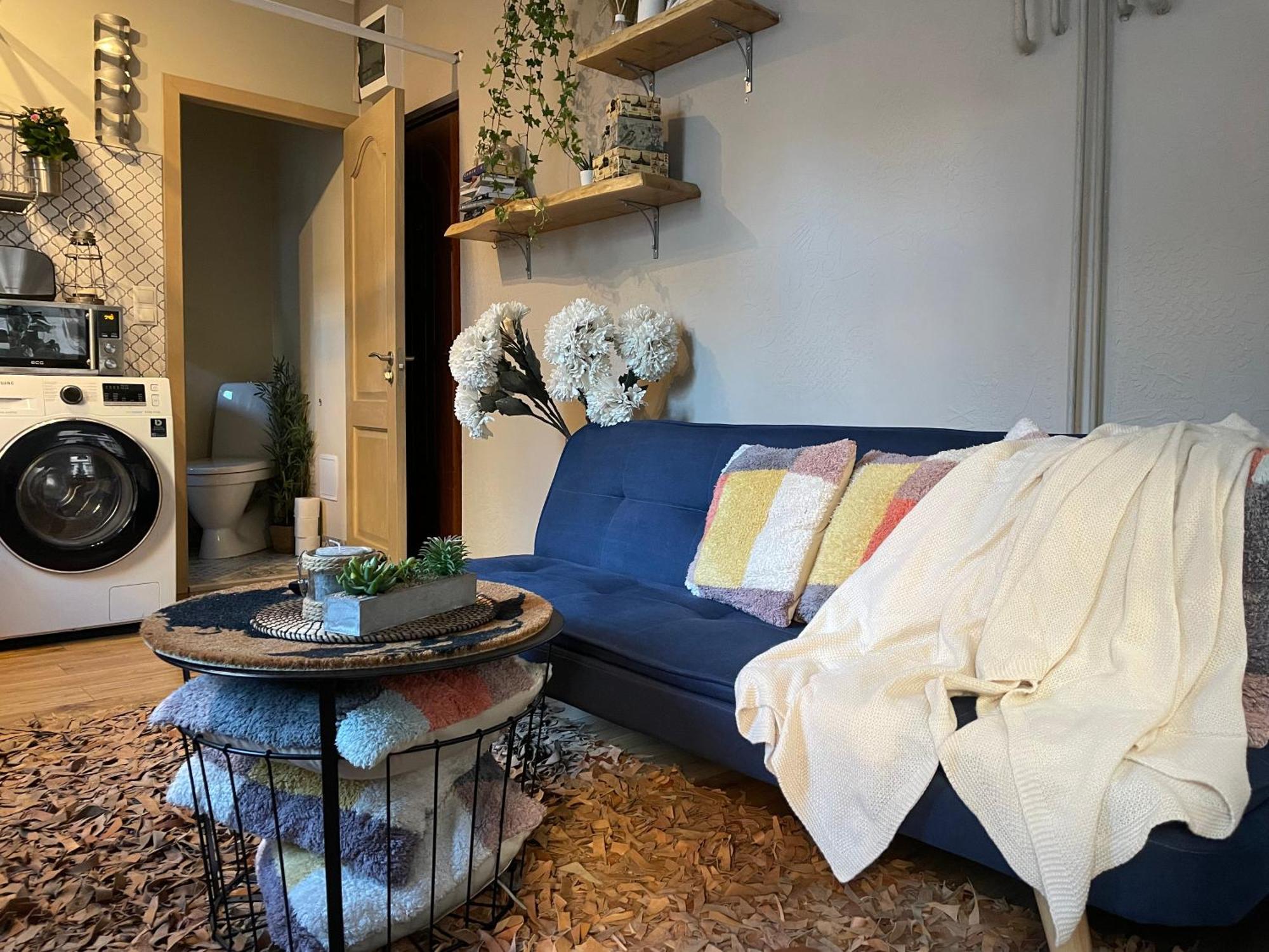 Pristine 1br In Center W/ Patio And Parking Apartamento