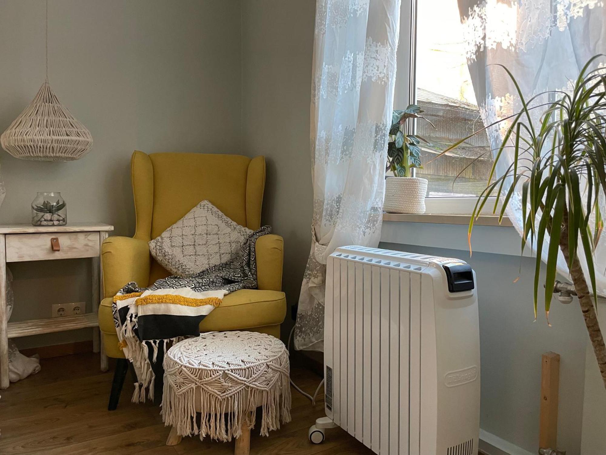 Pristine 1br In Center W/ Patio And Parking * Riga