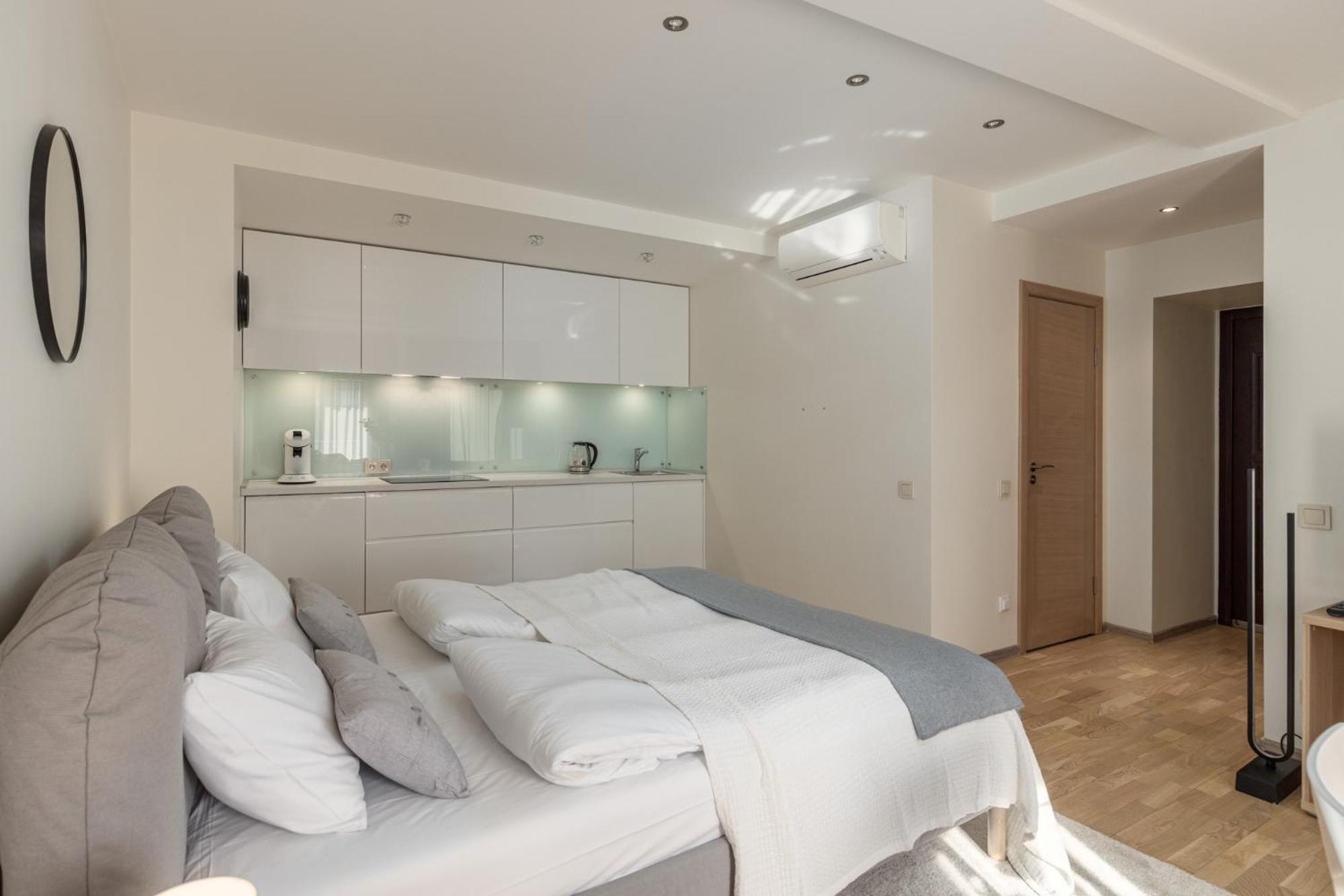 Apartment G22