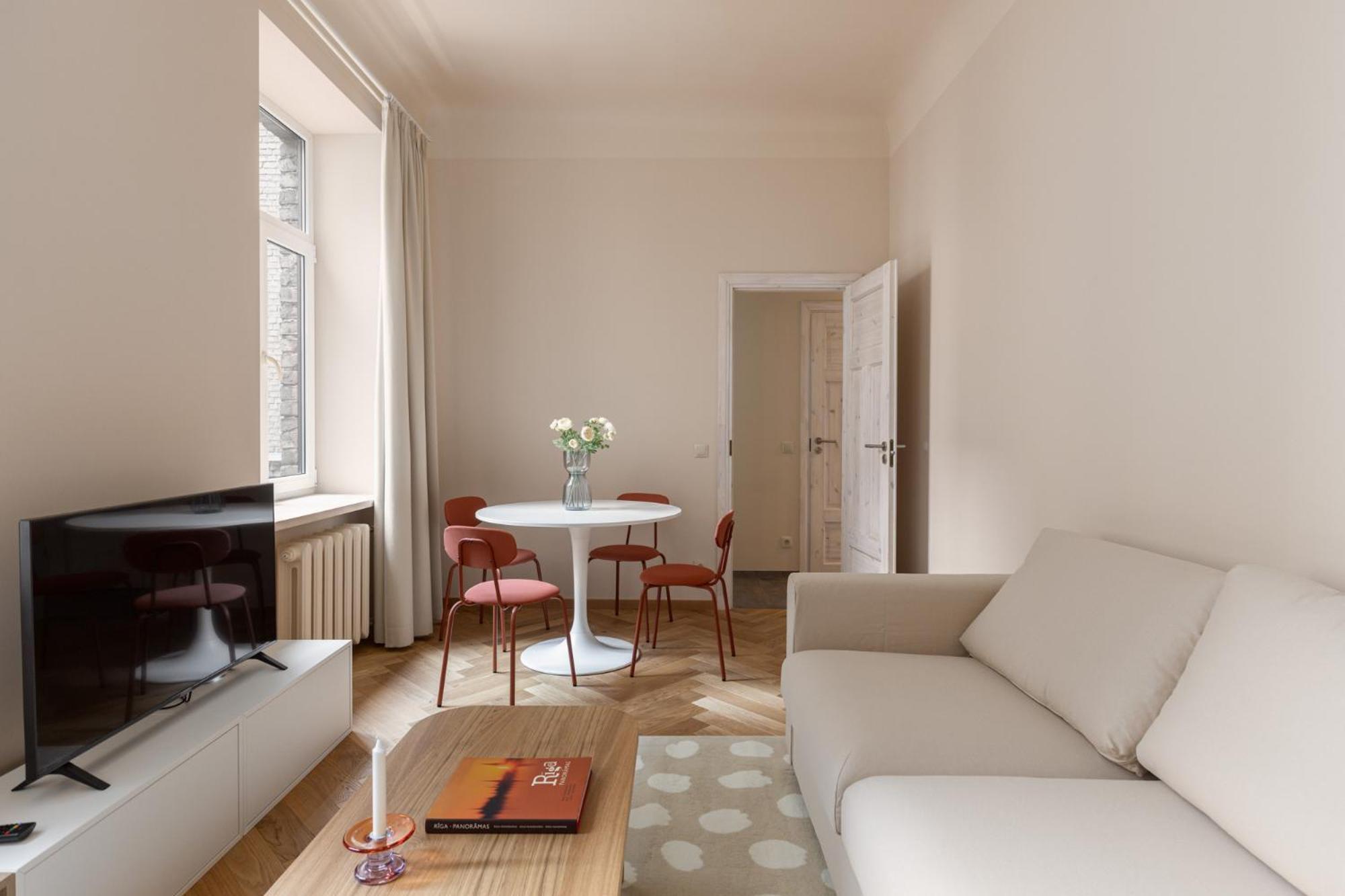 Vibrant 1bd Centre Apartment *