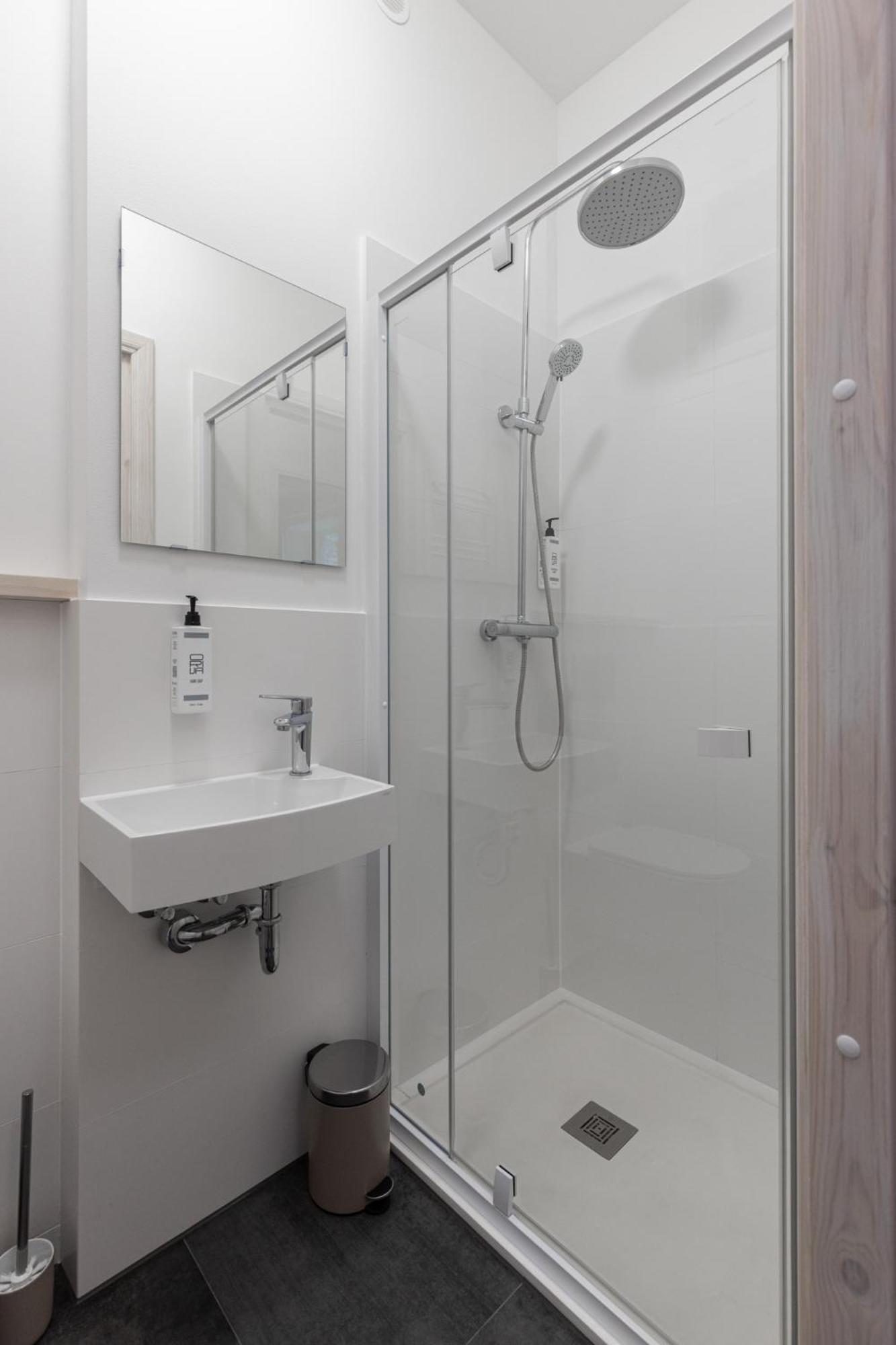 Vibrant 1bd Centre Apartment *