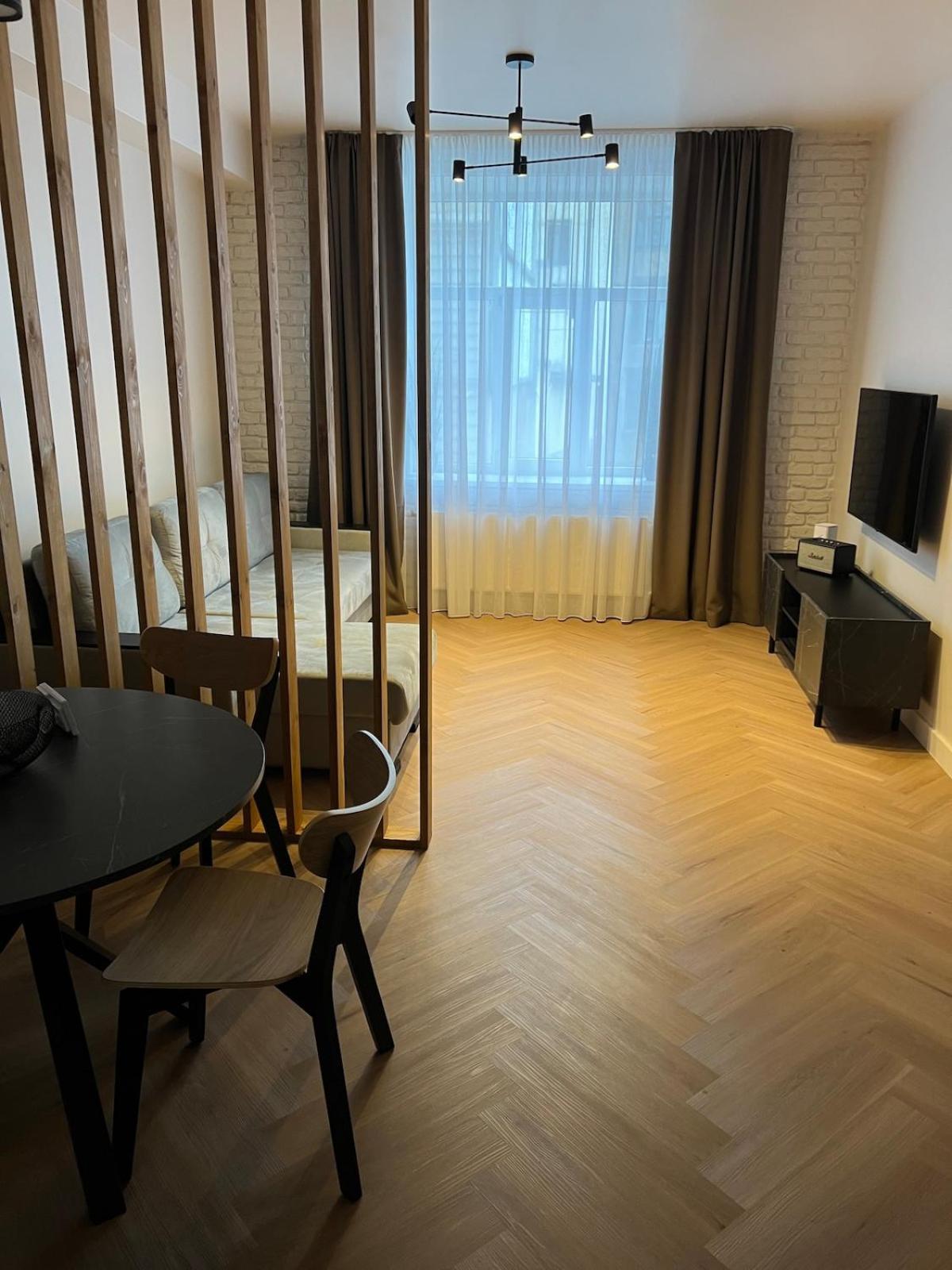 Cozy 2 -room In The Center Of - Lacplesa Apartment