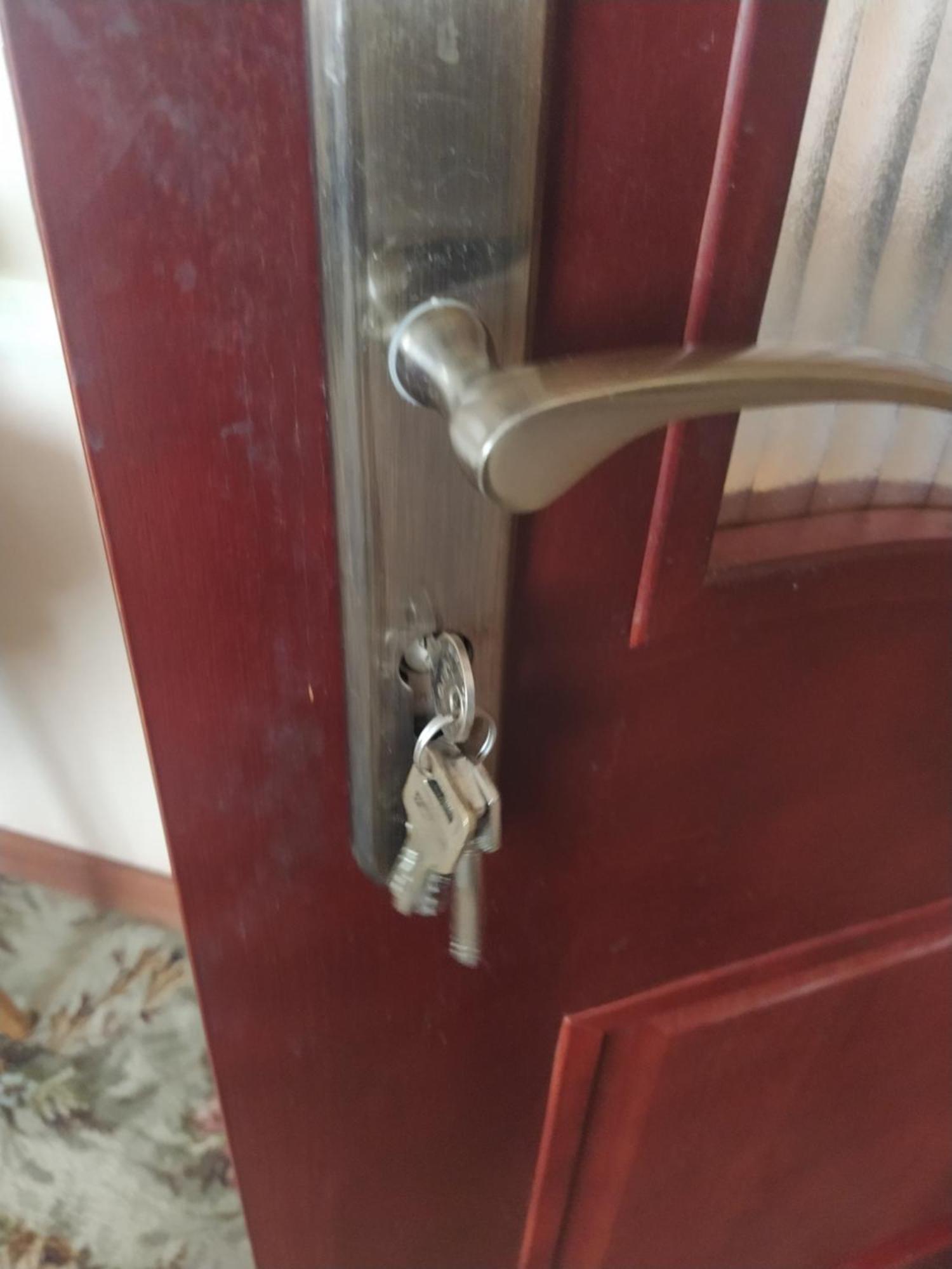 Separate In Private Flat Apartment *