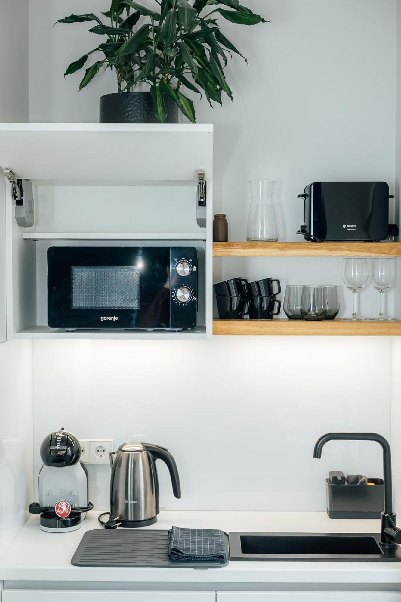 Apartment Peaceful Oasis With Air Conditioner Location Riga