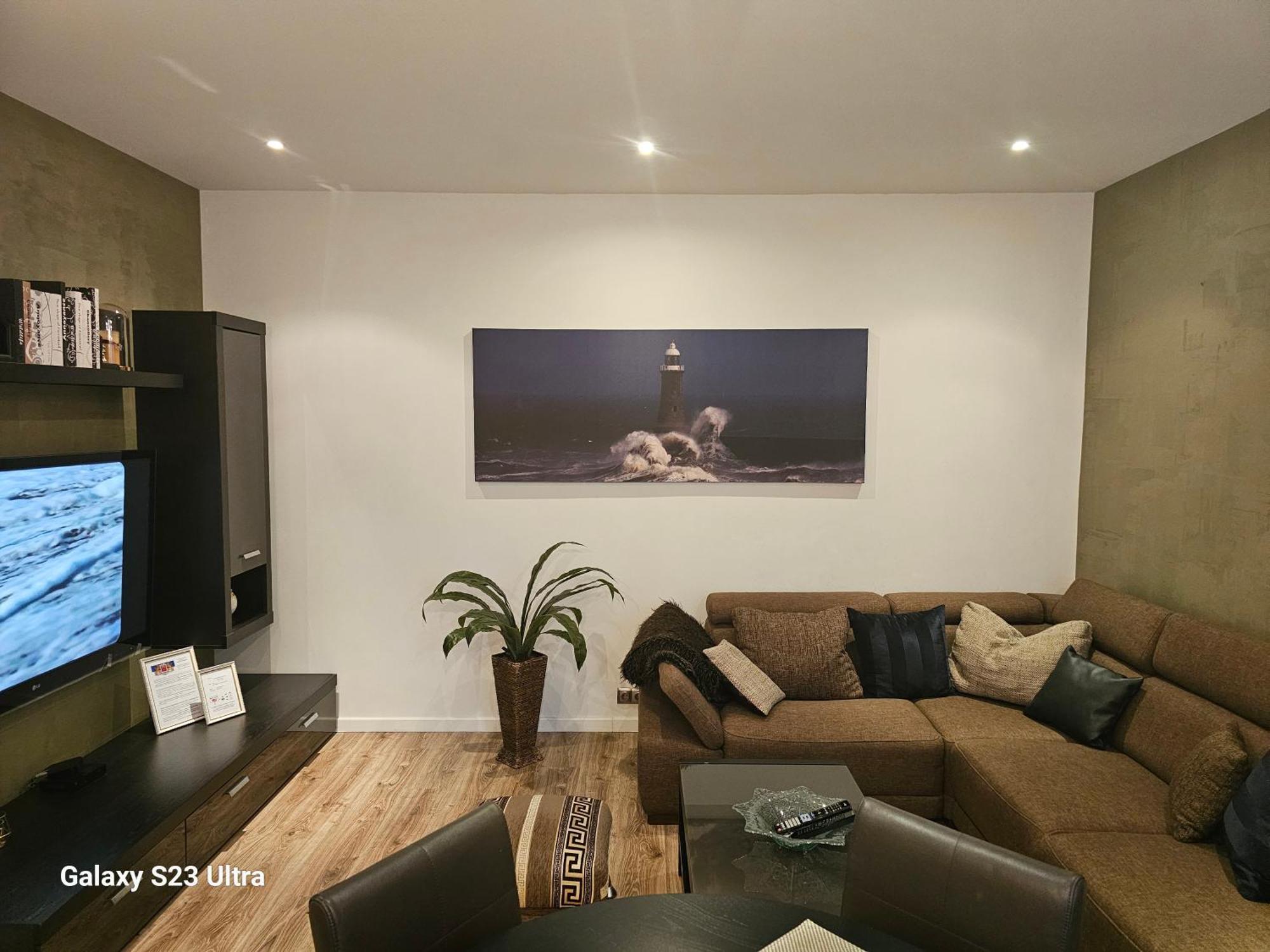 Apartment Modern 2 Bedroom In The Centre *