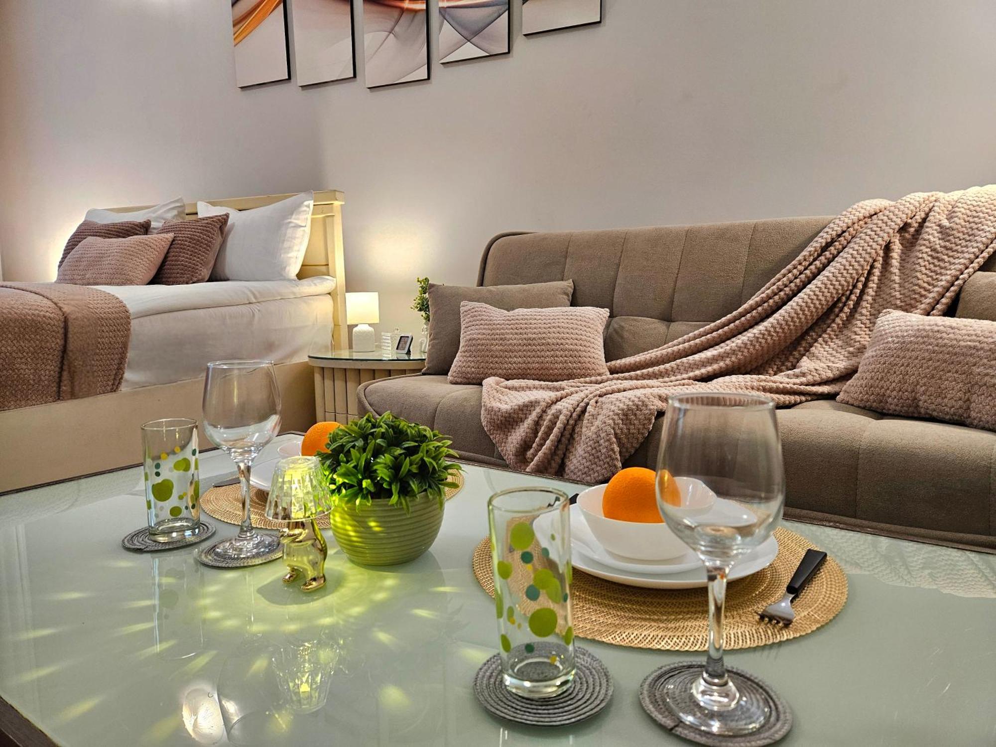 Romantic Apt-great Location- Center-free Parking-self Check-in- Old Town 20 Min Riga