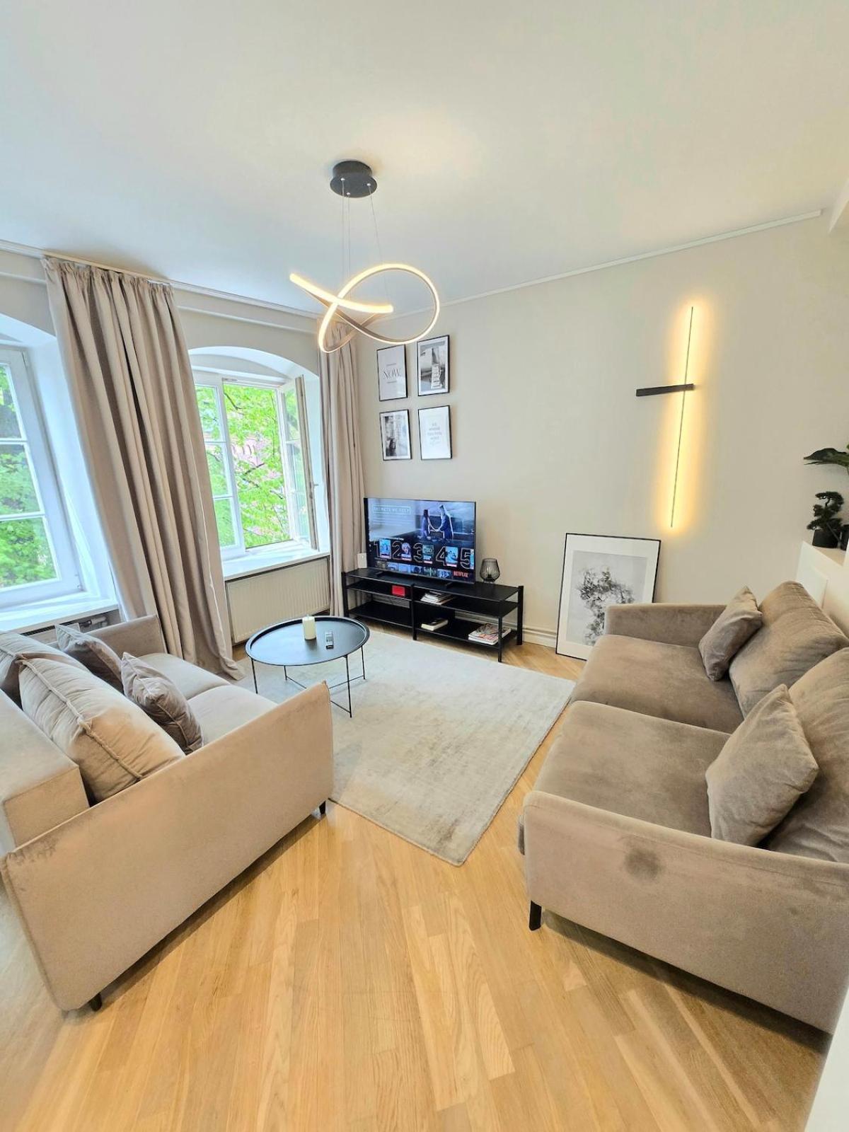 Stylish Old Town Getaway