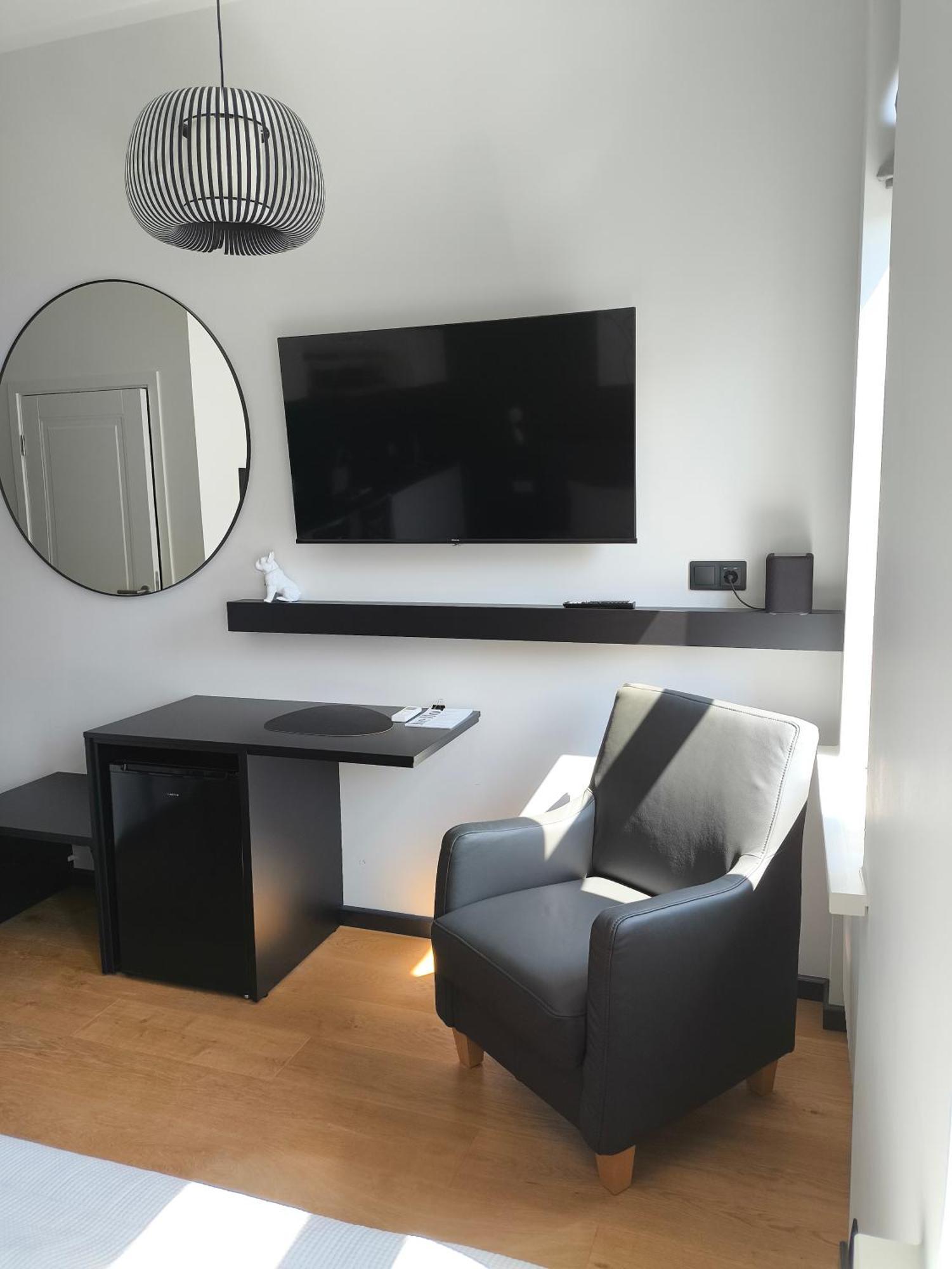 In Art Nouveau Building With Ac Location Near Old Town Huoneisto *