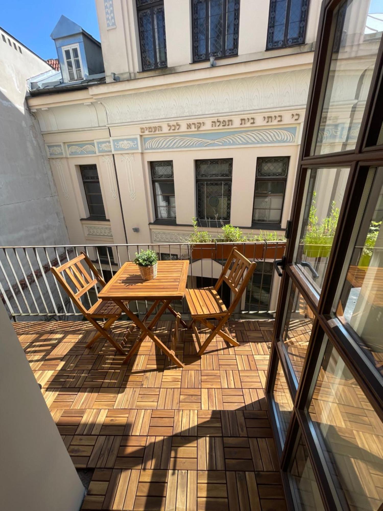 3 Bedrooms Oldtown With Balcony Quiet Area Korter Riga