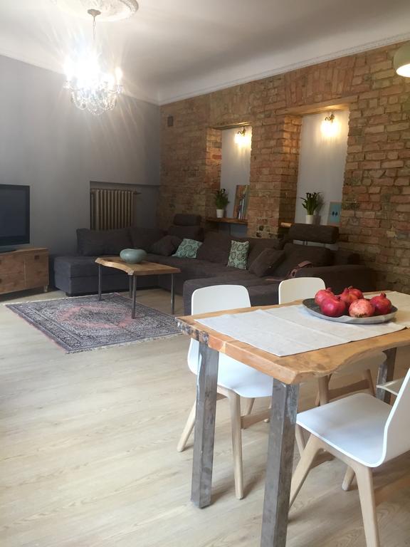 Art Deco New In The Centre Of Apartment *